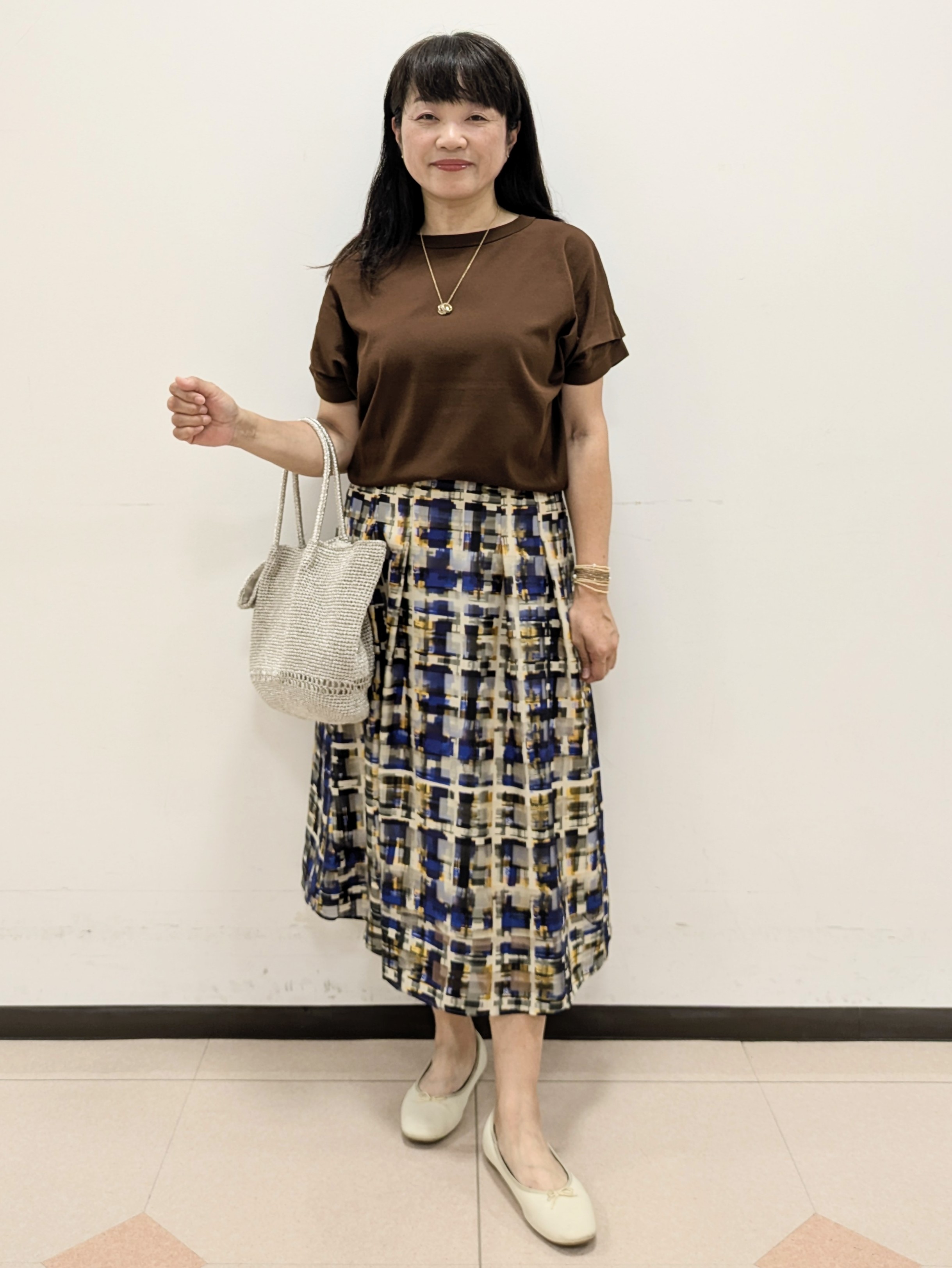 ともさんの「UNTITLED｜【肌に張りつきにくい/前後2WAY】ドライタッチコットンプルオーバー」を使ったコーディネート