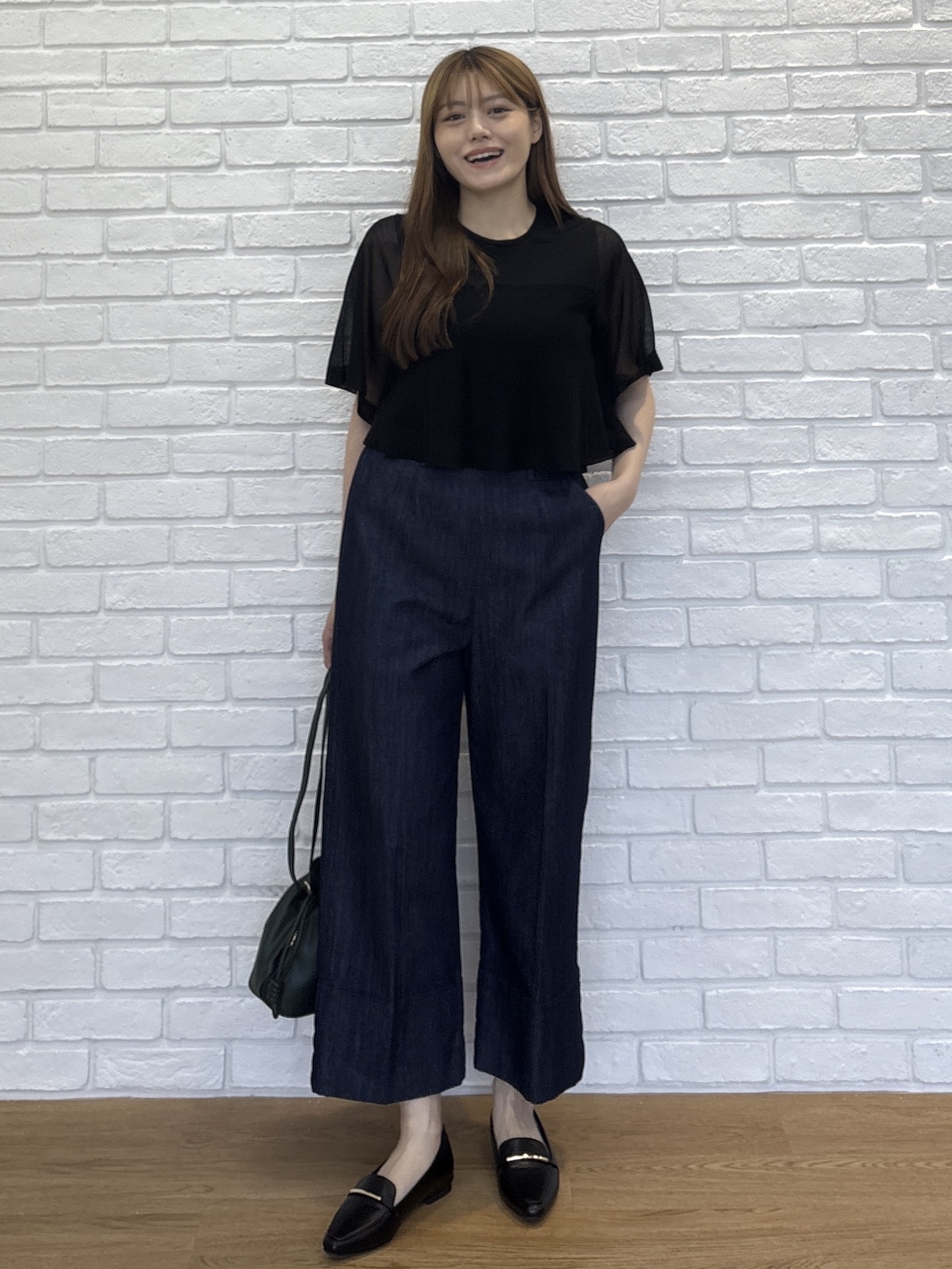 sayaさんの「grove｜【涼しく二の腕カバー】フロントシアーフレアニット」を使ったコーディネート