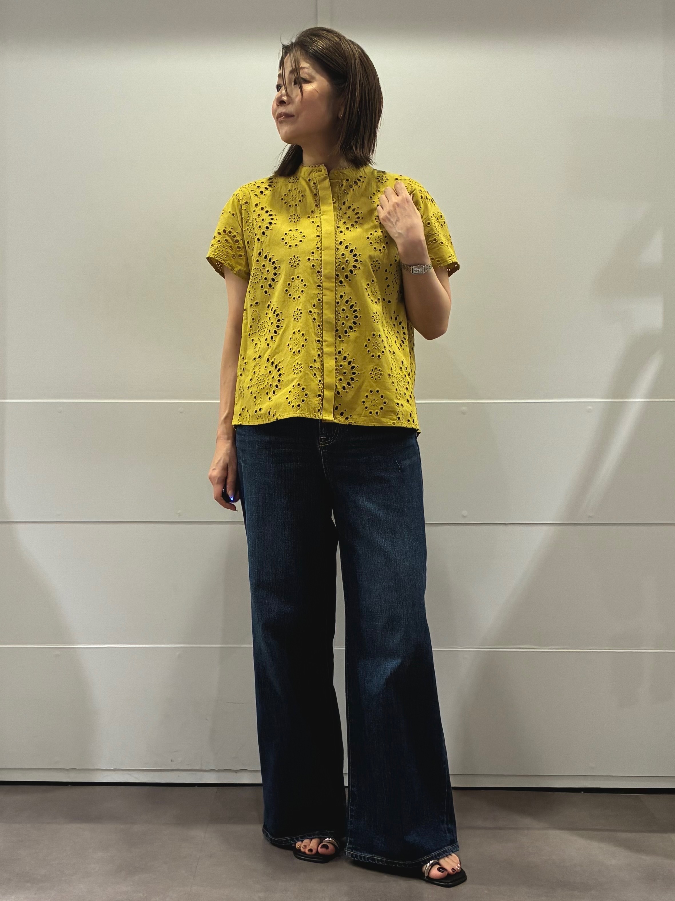 ちいさんの「Reflect｜【通勤◎】カットワーク刺繍レース シャツブラウス」を使ったコーディネート