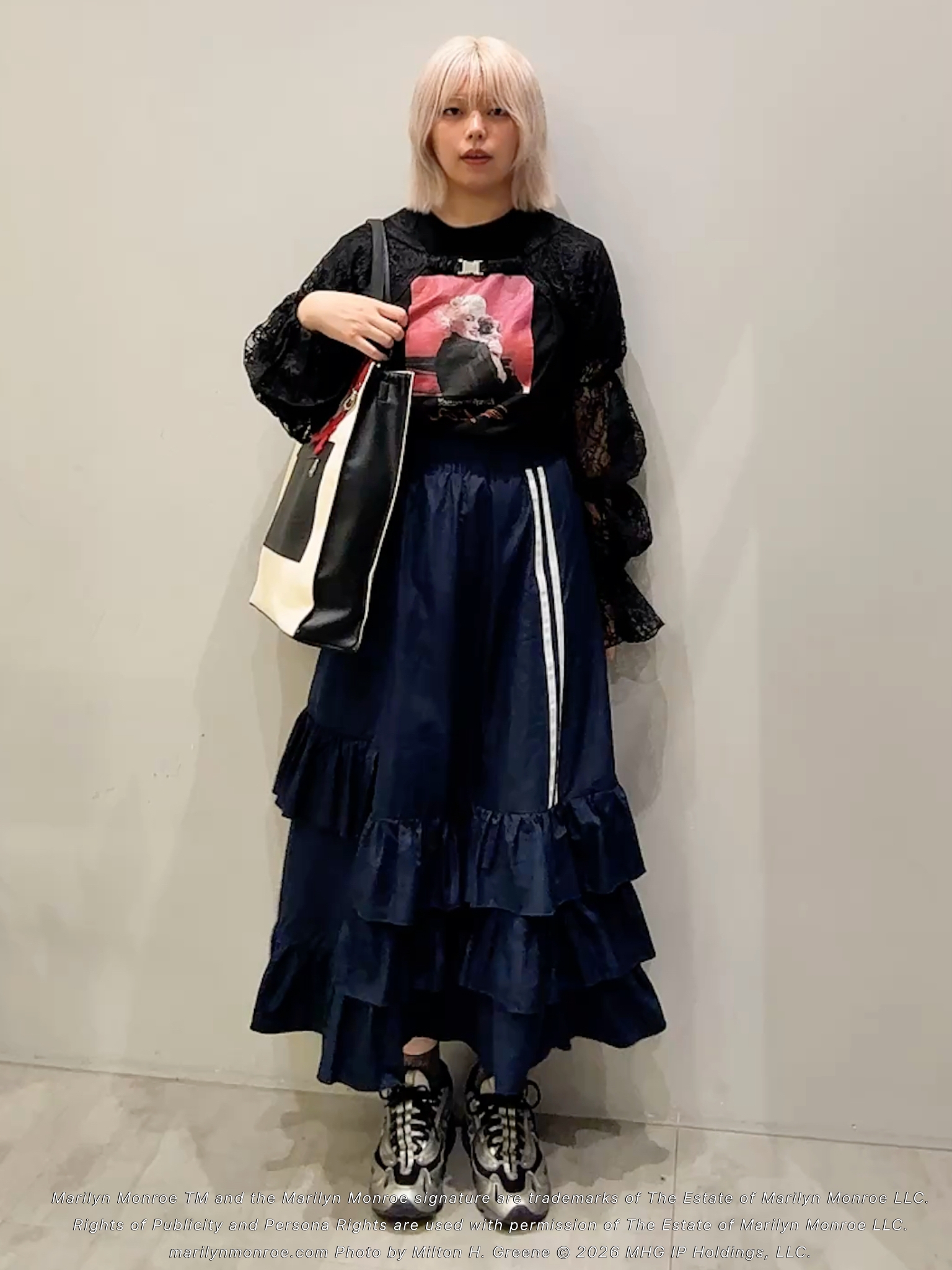 ユウナさんの「TAKEO KIKUCHI｜【別注】マリリン・モンロー/フォトTシャツ」を使ったコーディネート