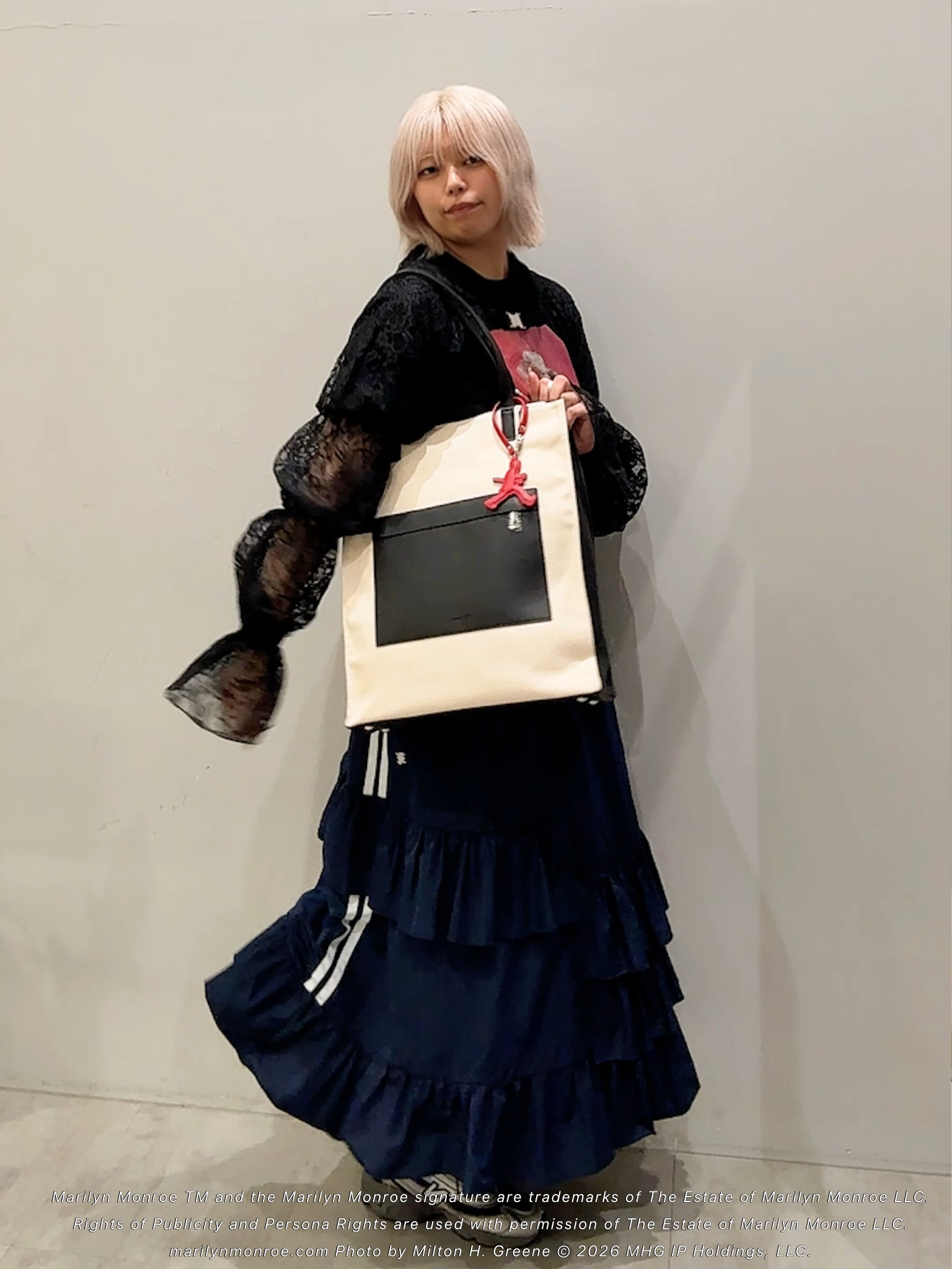 ユウナさんの「TAKEO KIKUCHI｜【別注】マリリン・モンロー/フォトTシャツ」を使ったコーディネート