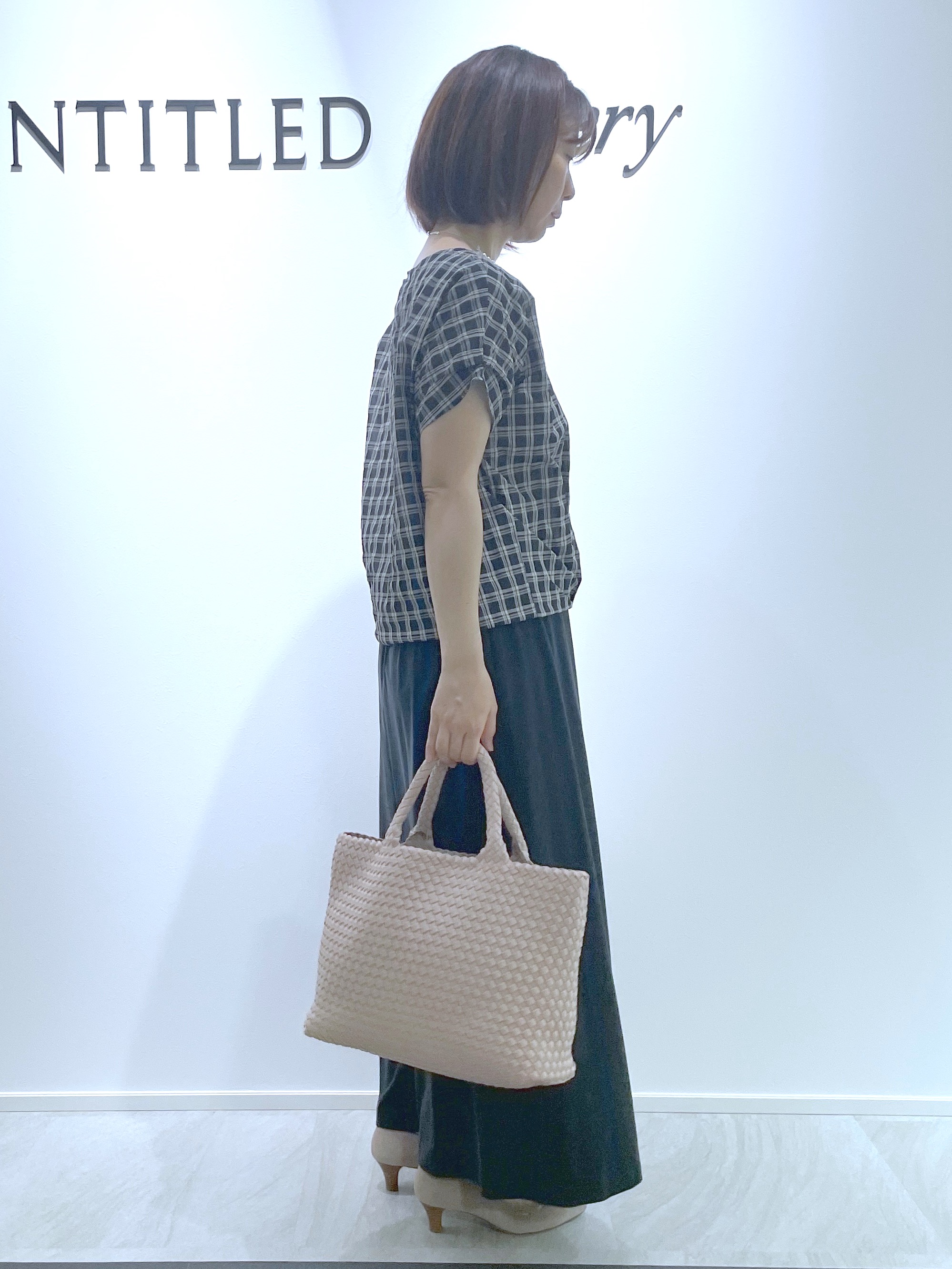 hanaさんの「UNTITLED｜シアーチェックブラウス」を使ったコーディネート