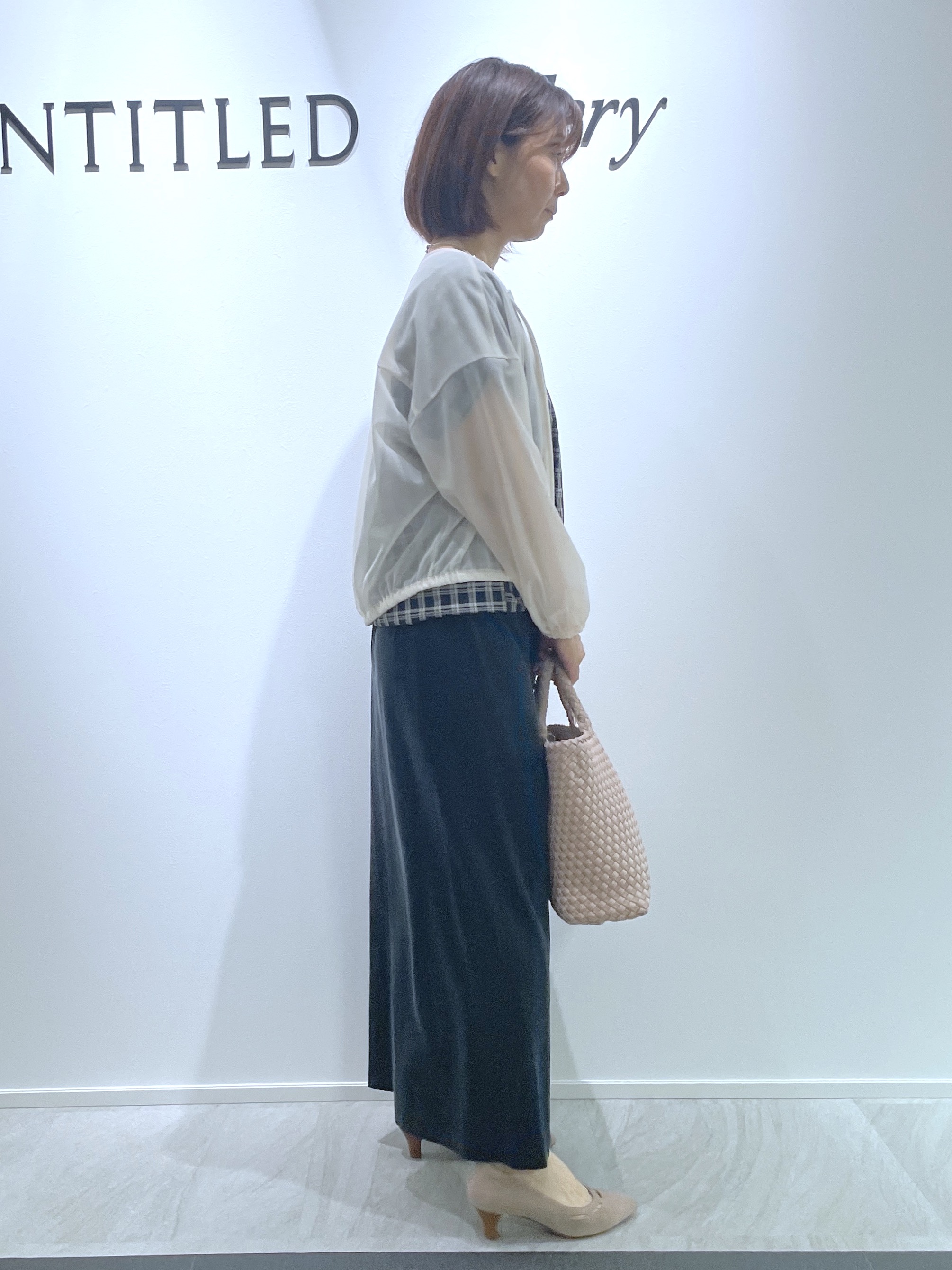 hanaさんの「UNTITLED｜シアーチェックブラウス」を使ったコーディネート