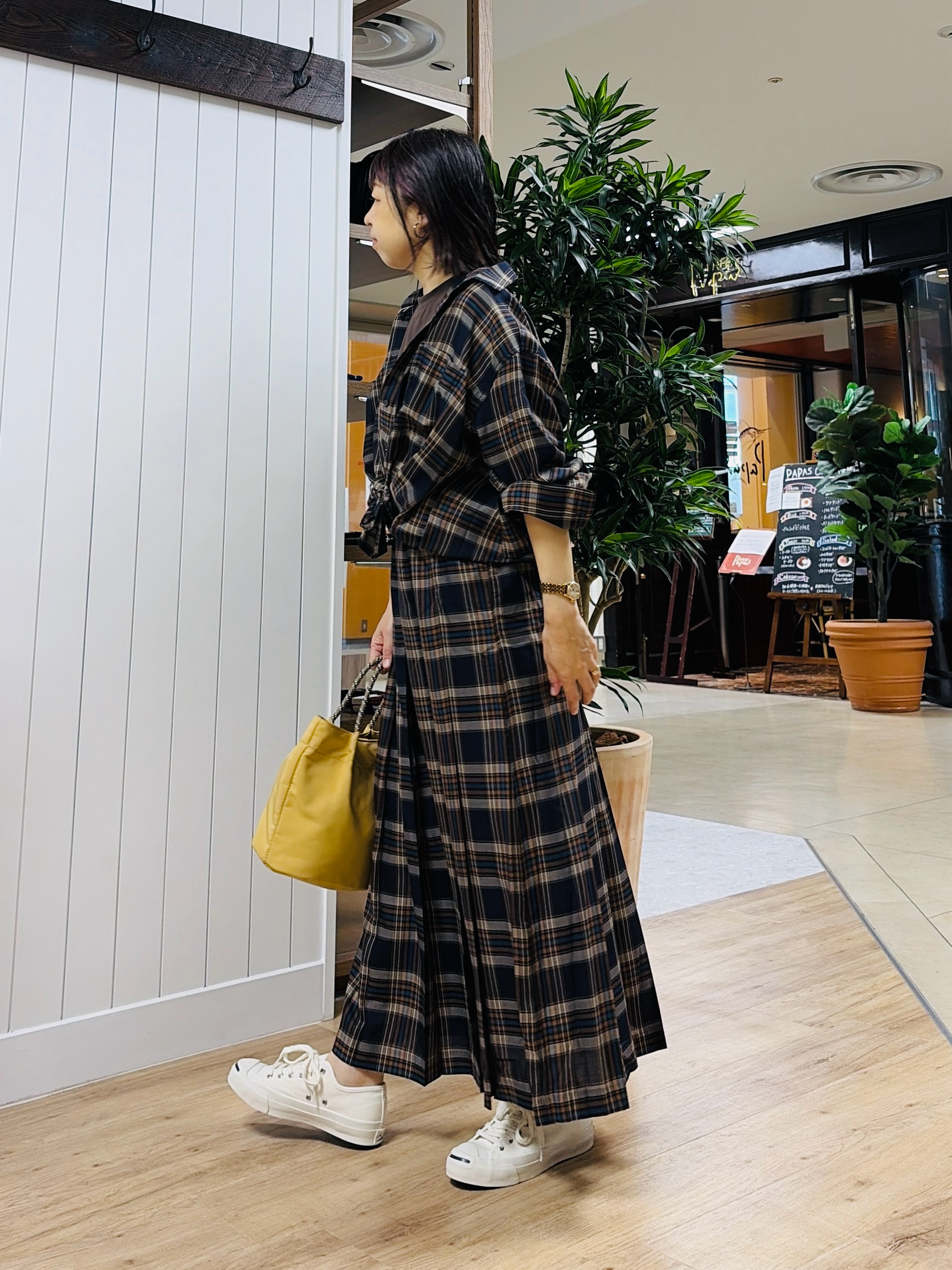 ISOさんの「Dessin｜【セットアップ可】シアーチェック オーバーシャツ」を使ったコーディネート