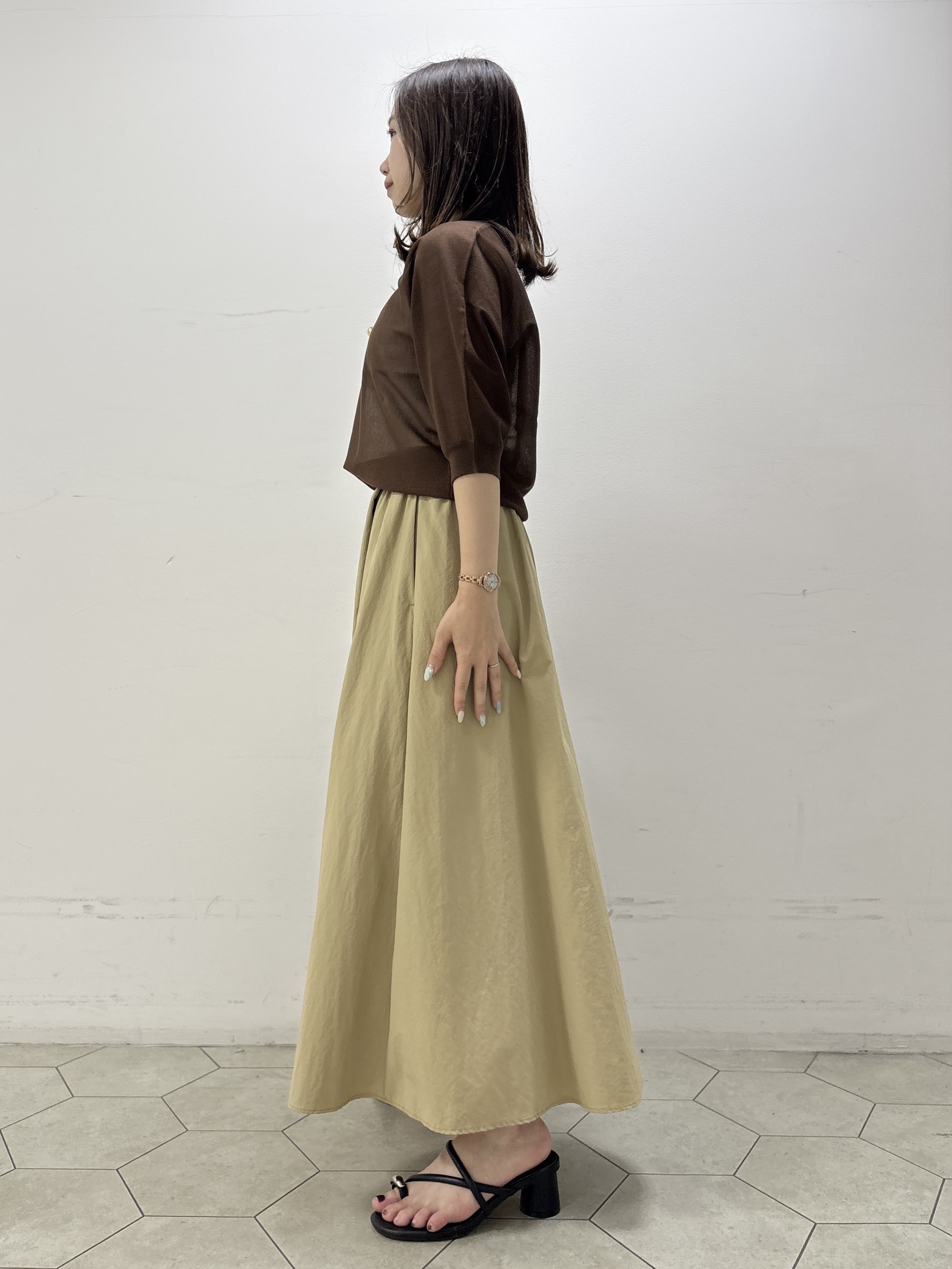 kahoさんの「INDIVI｜【体型カバー／洗える】シアードルマンニット」を使ったコーディネート