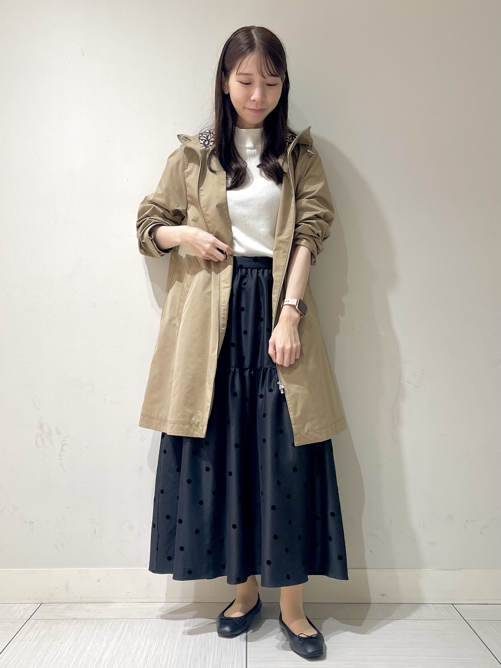 ことさんの「DRESSTERIOR｜【ウォッシャブル/撥水素材】撥水フーテッドツイルコート」を使ったコーディネート