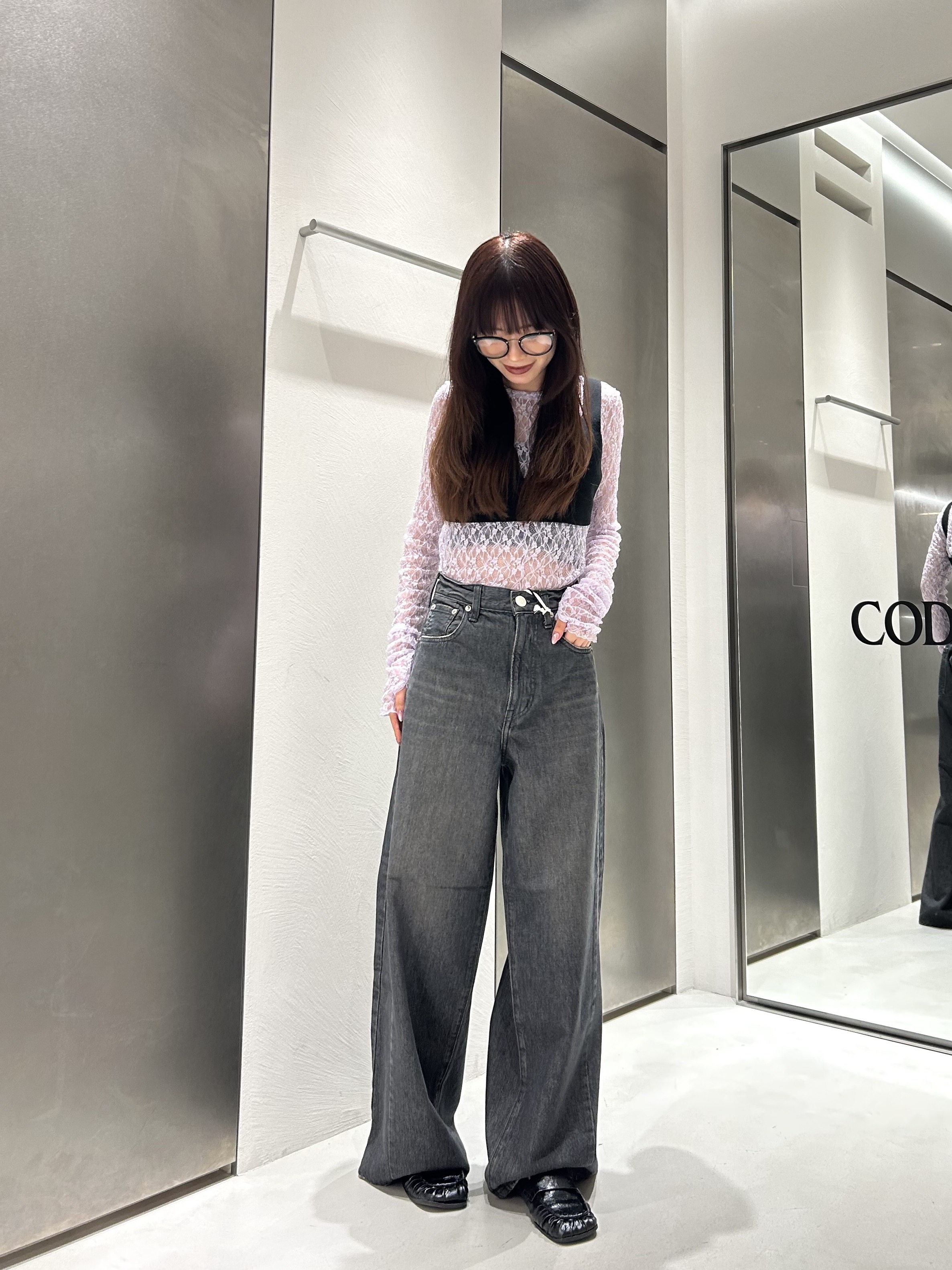 miniさんの「CODE A｜【ReRe】stretch lace tops」を使ったコーディネート