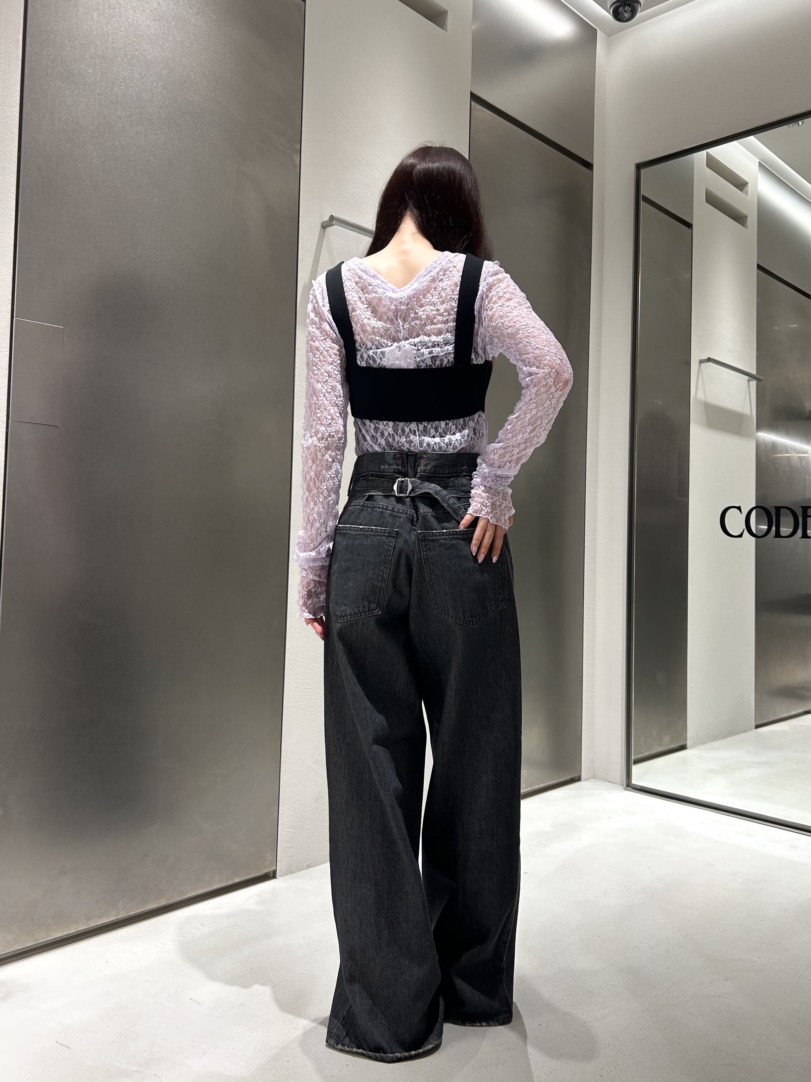 miniさんの「CODE A｜【ReRe】stretch lace tops」を使ったコーディネート