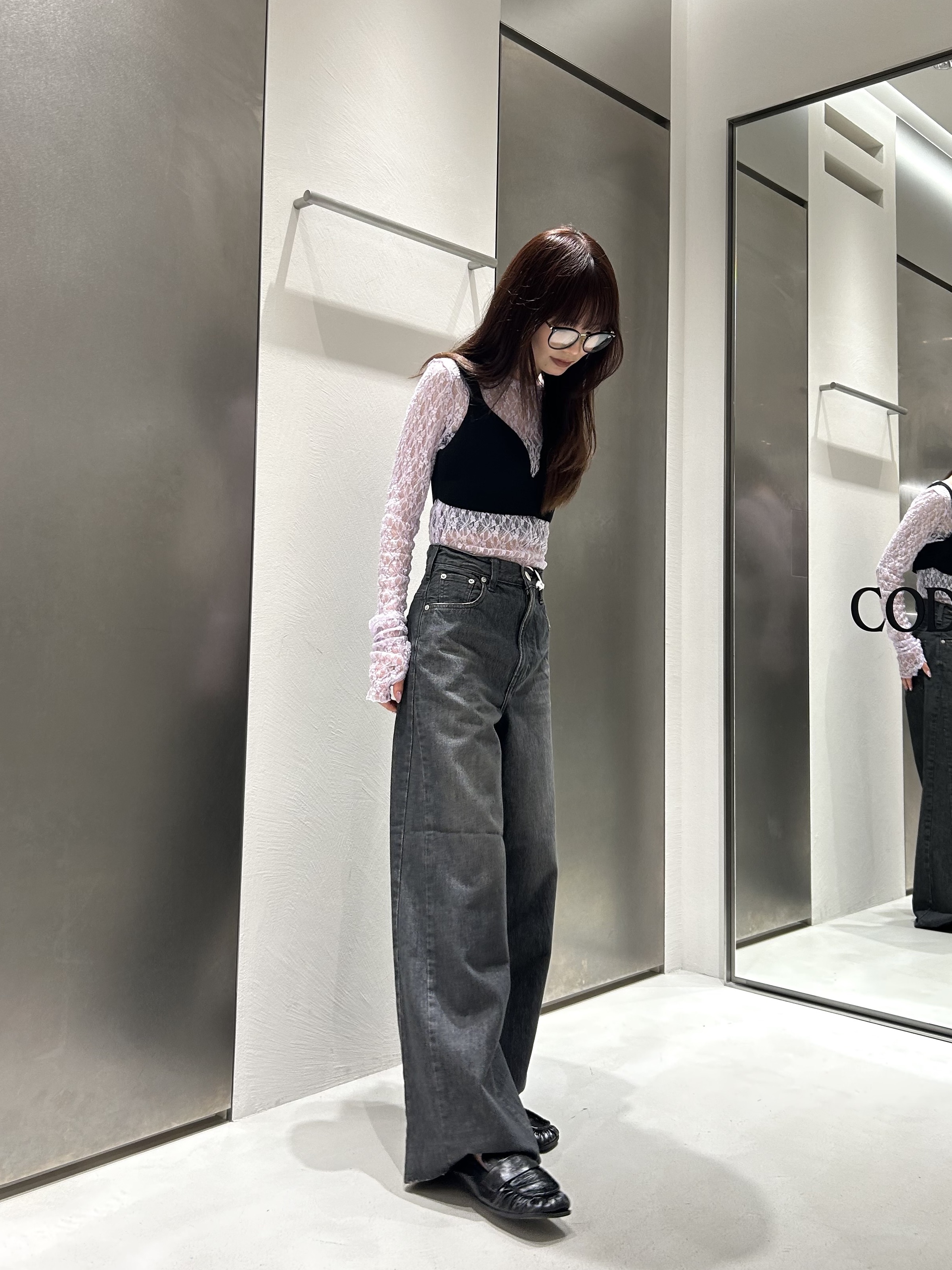 miniさんの「CODE A｜【ReRe】stretch lace tops」を使ったコーディネート