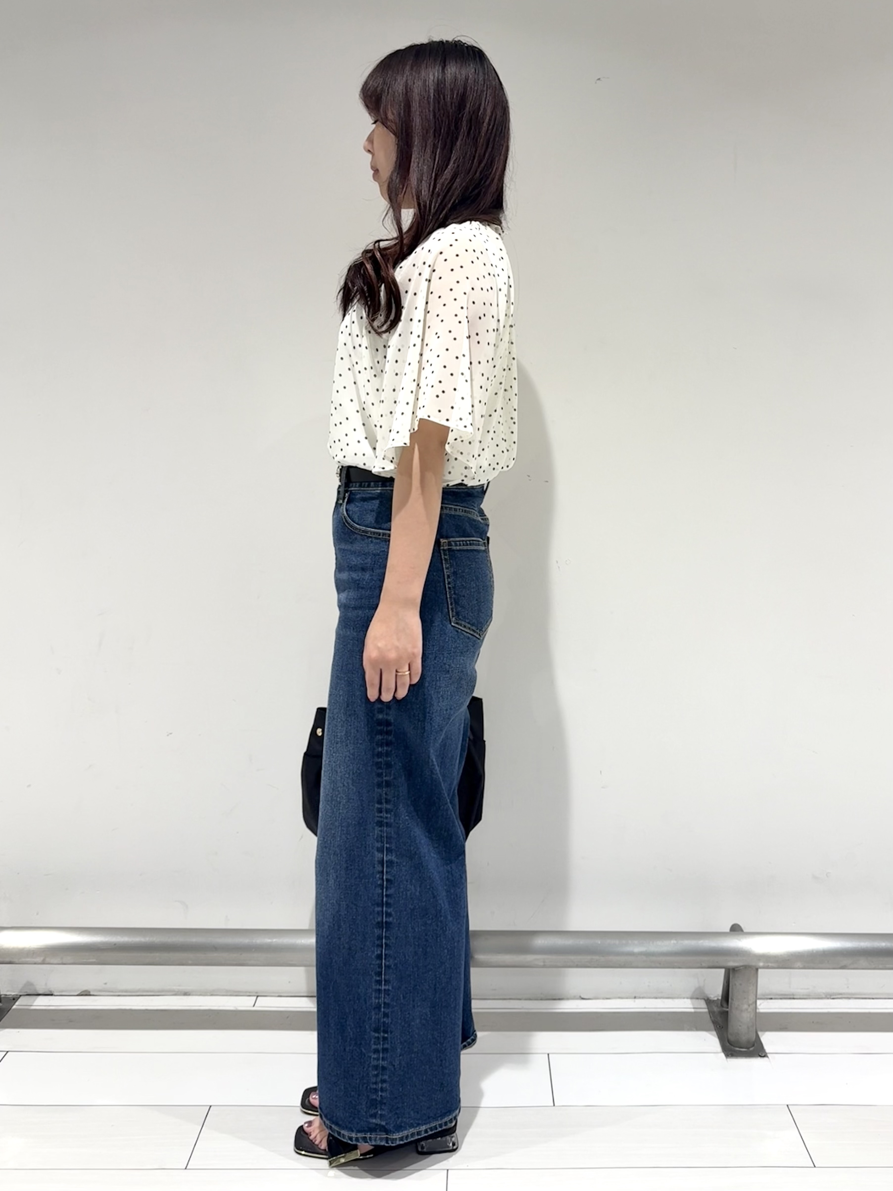 Azusaさんの「Reflect｜【セットアップ／手洗い可】ドット柄シアーブラウス」を使ったコーディネート