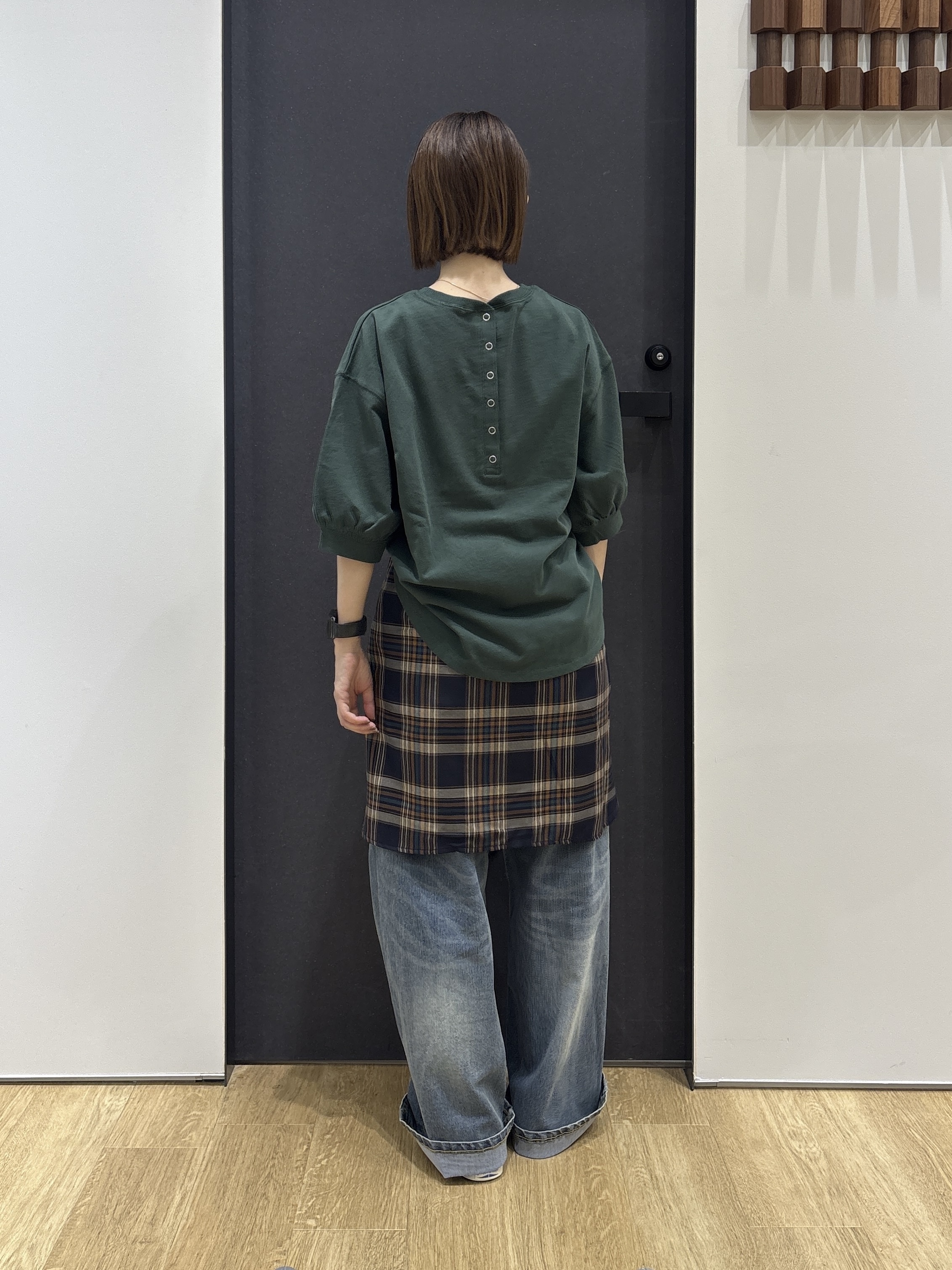 risaさんの「Dessin｜バックヘンリーカットソー5分袖」を使ったコーディネート