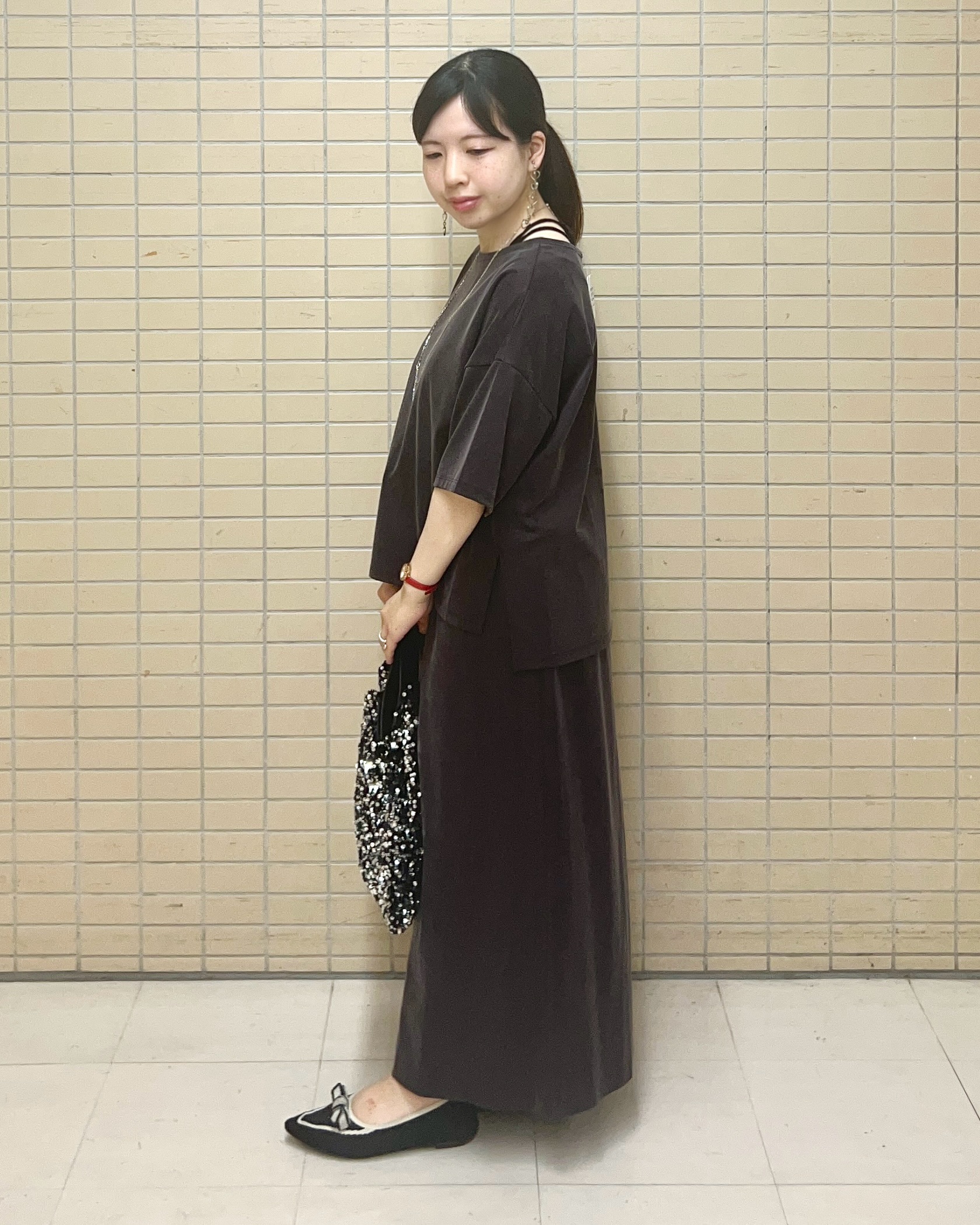 Mitsukiさんの「UNTITLED｜【セットアップ可/接触冷感】ヴィンテージライクドルマンカットソー」を使ったコーディネート
