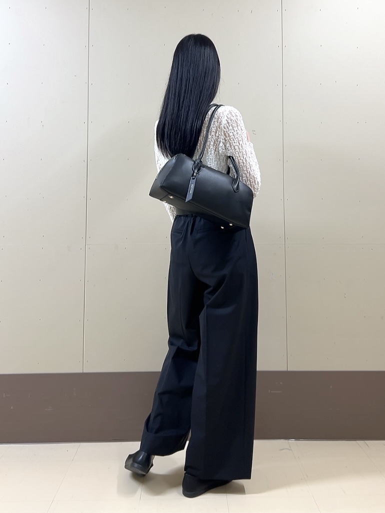 sechiさんの「UNTITLED｜レースプルオーバー」を使ったコーディネート