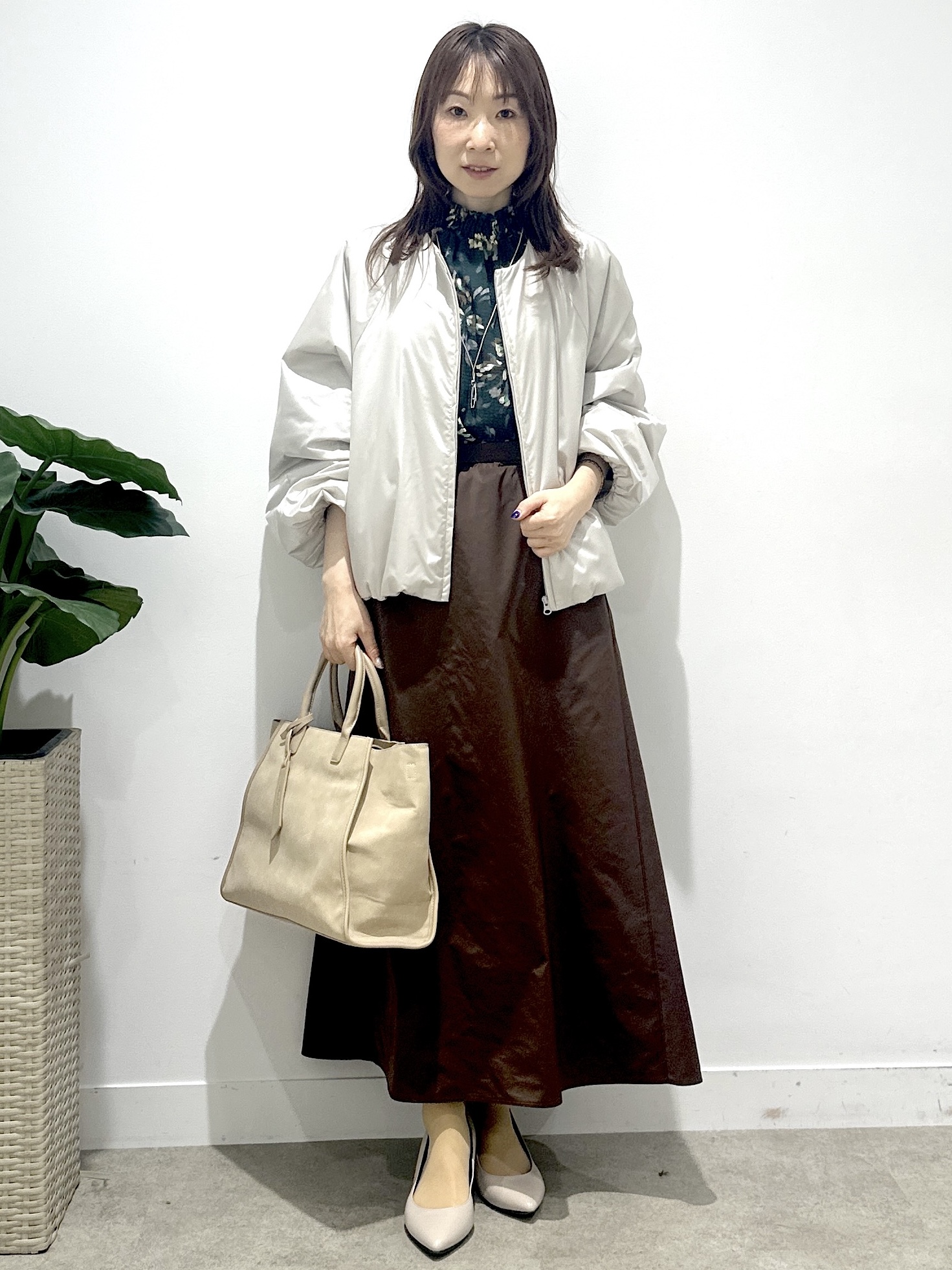 Miwaさんの「UNTITLED｜タフタナロースカート」を使ったコーディネート