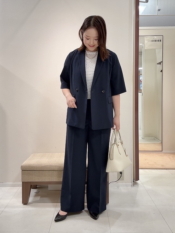 YUIさんの「UNTITLED｜【秋の通勤羽織/セットアップ可/UVカット】エアリークール半袖ジャケット」を使ったコーディネート