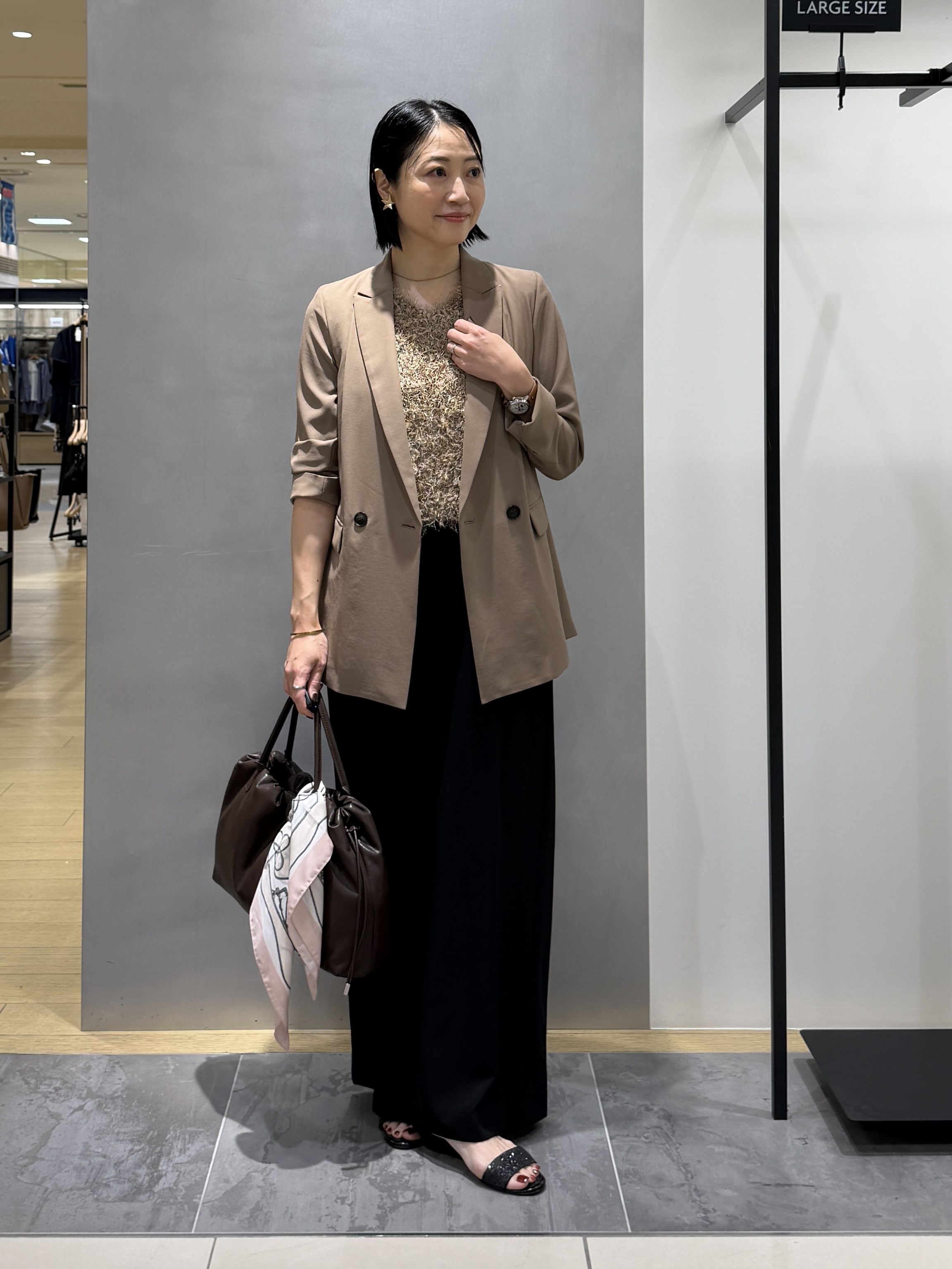shihoさんの「INDIVI｜【接触冷感/UVケア/着る日傘】ダブルジャケット」を使ったコーディネート