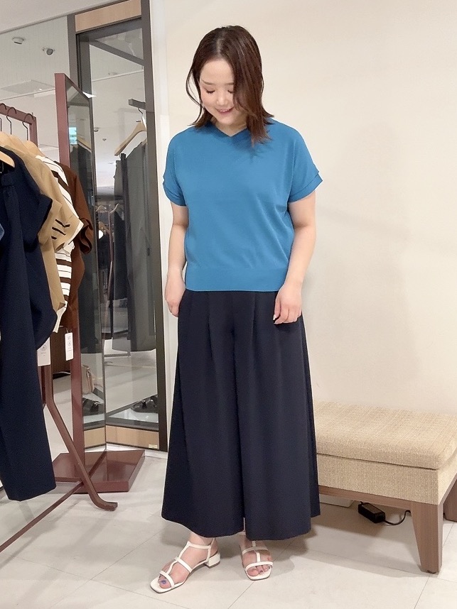 YUIさんの「UNTITLED｜【肌に張りつきにくい/前後2WAY】ドライタッチコットンプルオーバー」を使ったコーディネート
