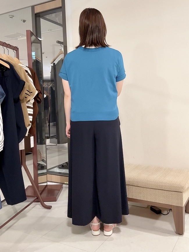 YUIさんの「UNTITLED｜【肌に張りつきにくい/前後2WAY】ドライタッチコットンプルオーバー」を使ったコーディネート