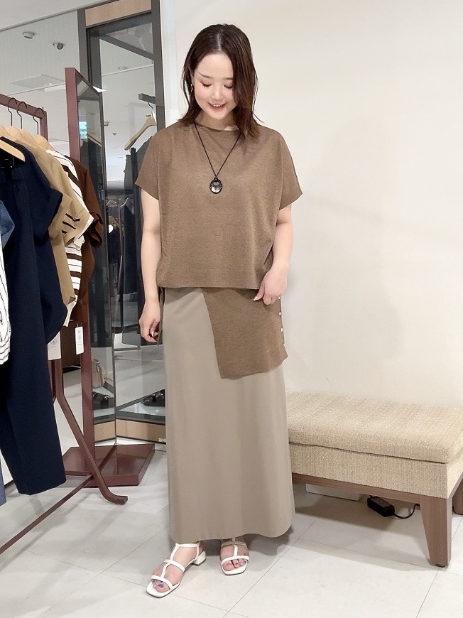 YUIさんの「UNTITLED｜【アンサンブル可】前後2WAYカーディガン」を使ったコーディネート