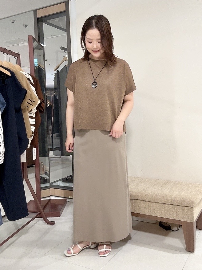 YUIさんの「UNTITLED｜【アンサンブル可】前後2WAYカーディガン」を使ったコーディネート