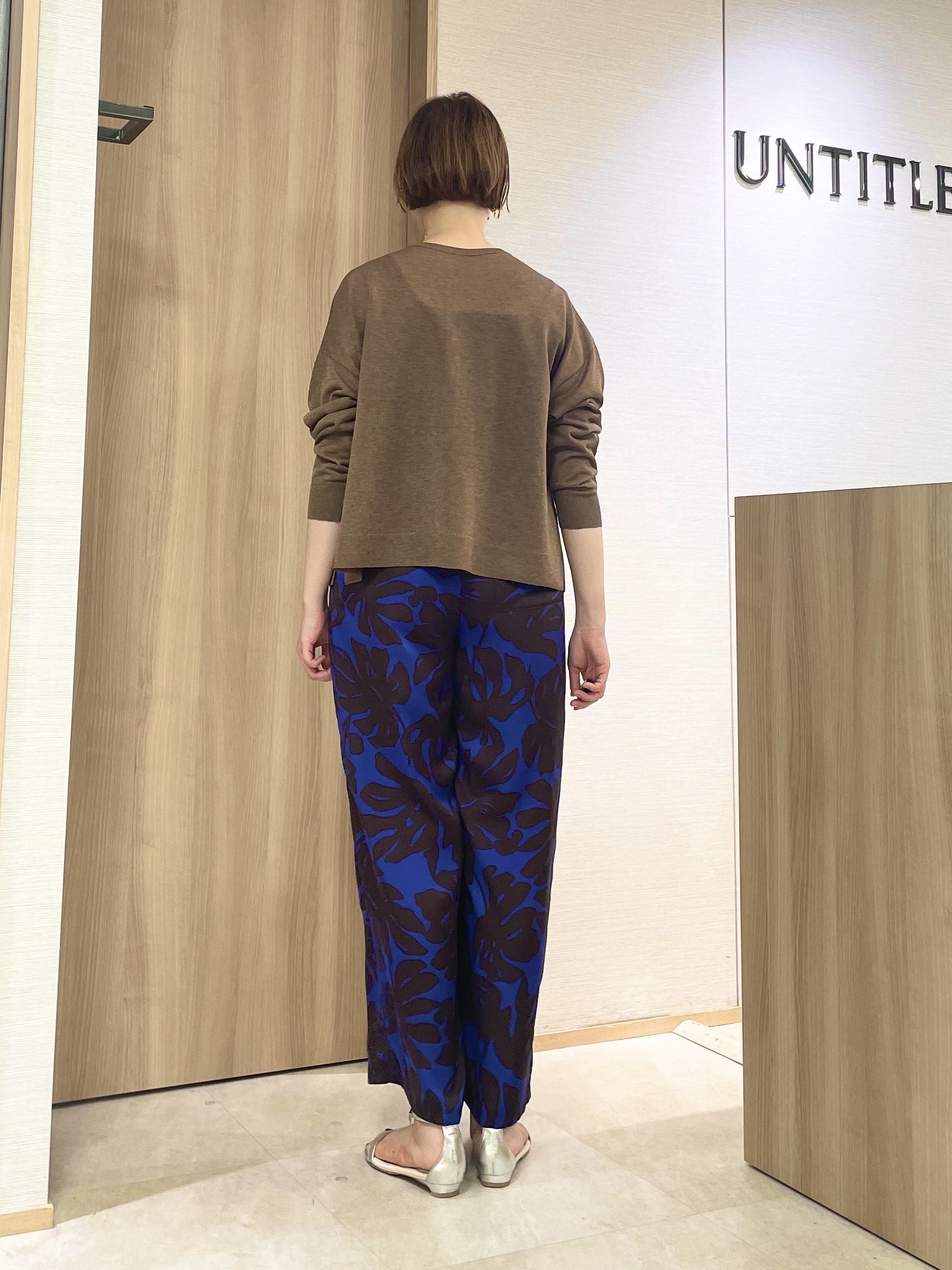 aliceさんの「UNTITLED｜【アンサンブル可】前後2WAYカーディガン」を使ったコーディネート