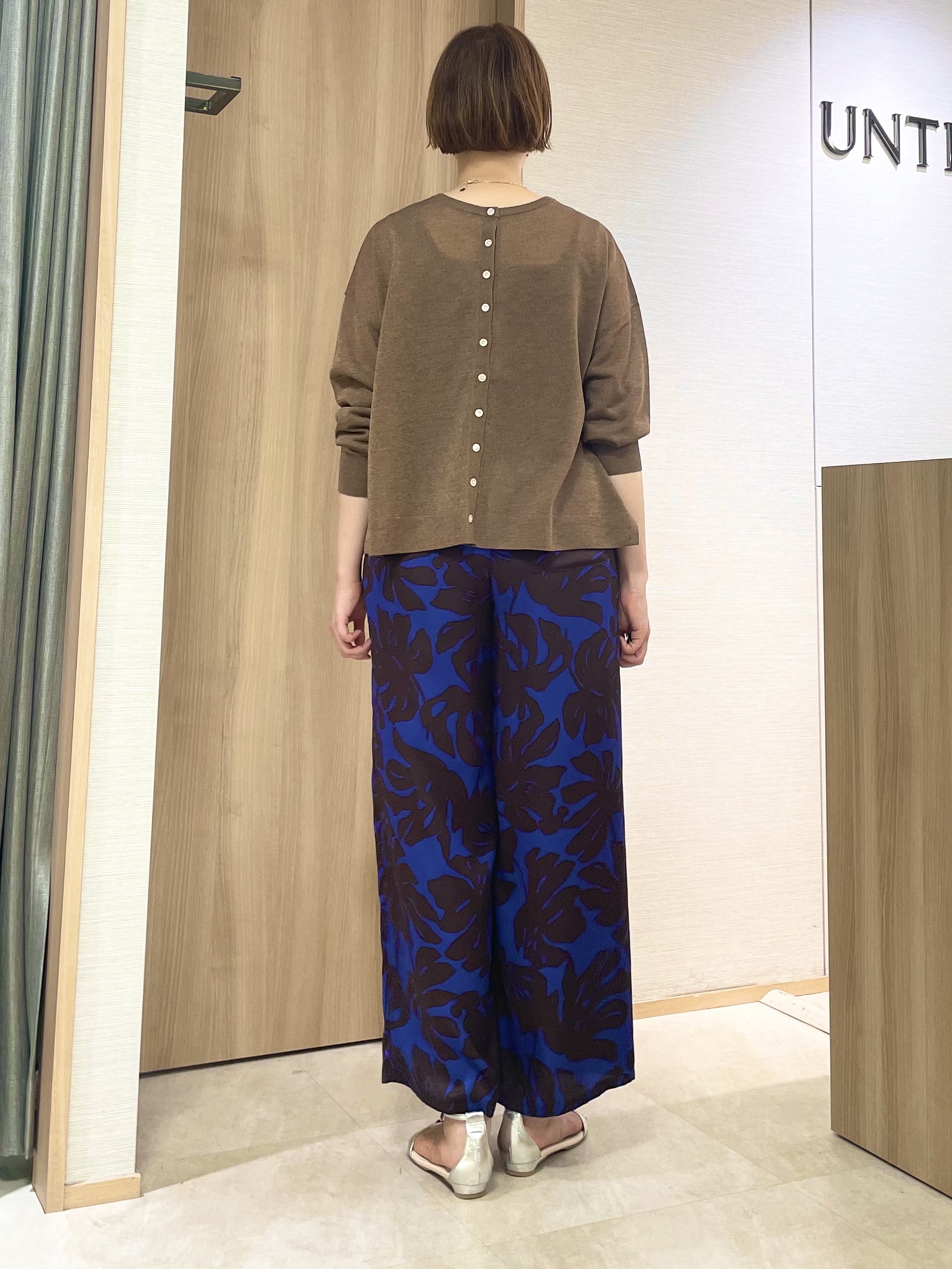 aliceさんの「UNTITLED｜【アンサンブル可】前後2WAYカーディガン」を使ったコーディネート