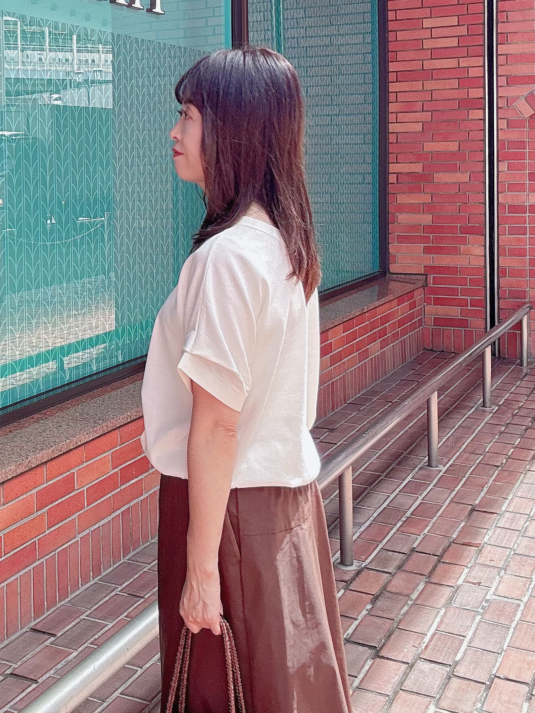 makiさんの「UNTITLED｜【肌に張りつきにくい/前後2WAY】ドライタッチコットンプルオーバー」を使ったコーディネート