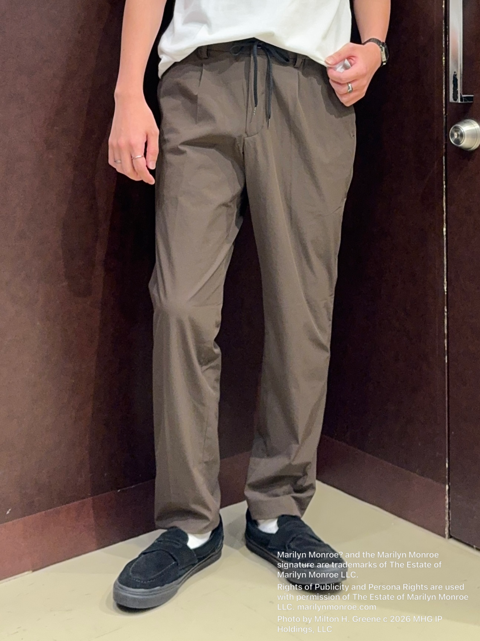 shuheiさんの「TAKEO KIKUCHI｜【別注】マリリン・モンロー/フォトTシャツ」を使ったコーディネート