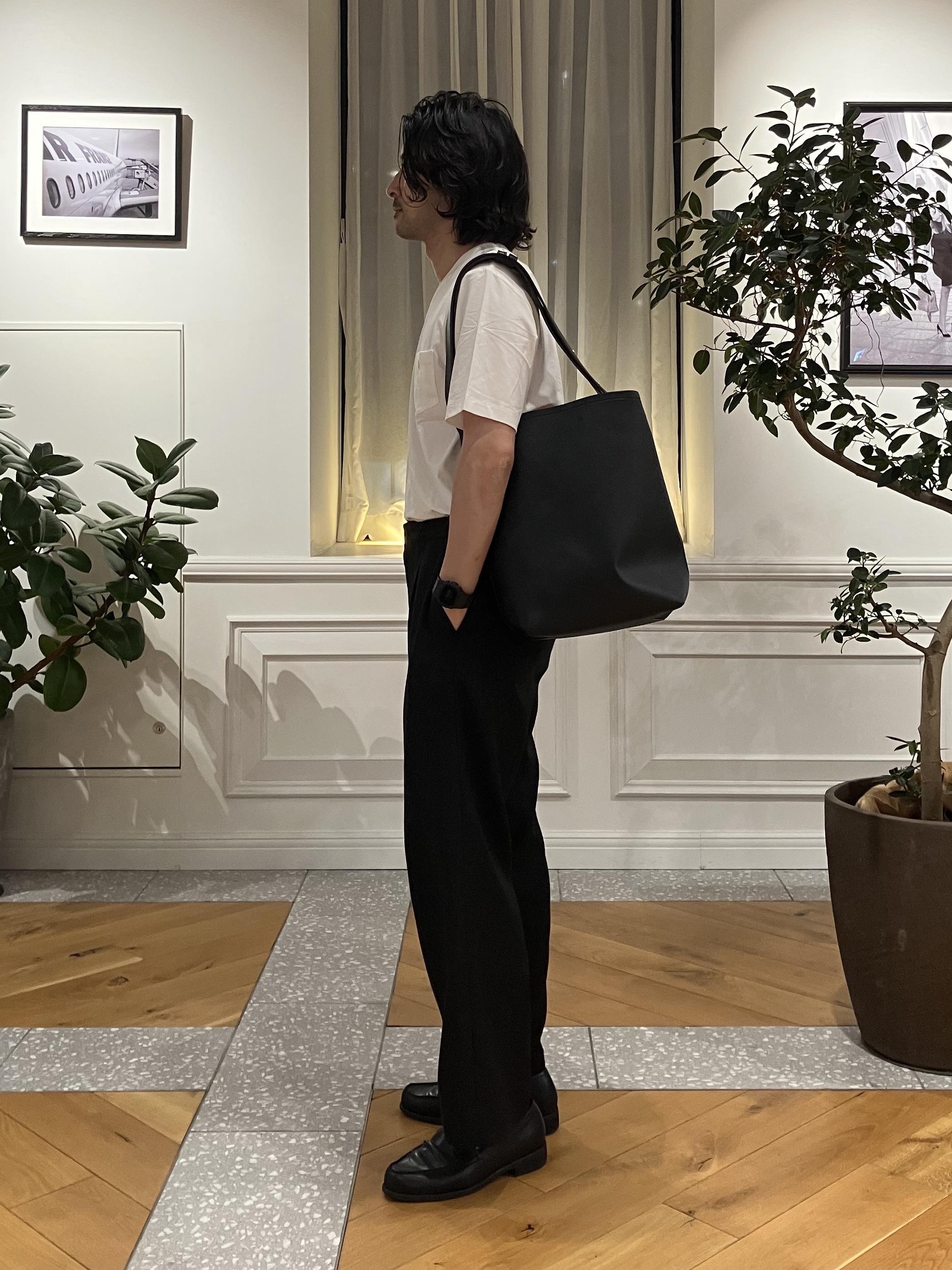 junyaさんの「DRESSTERIOR｜VネックインナーTシャツ」を使ったコーディネート