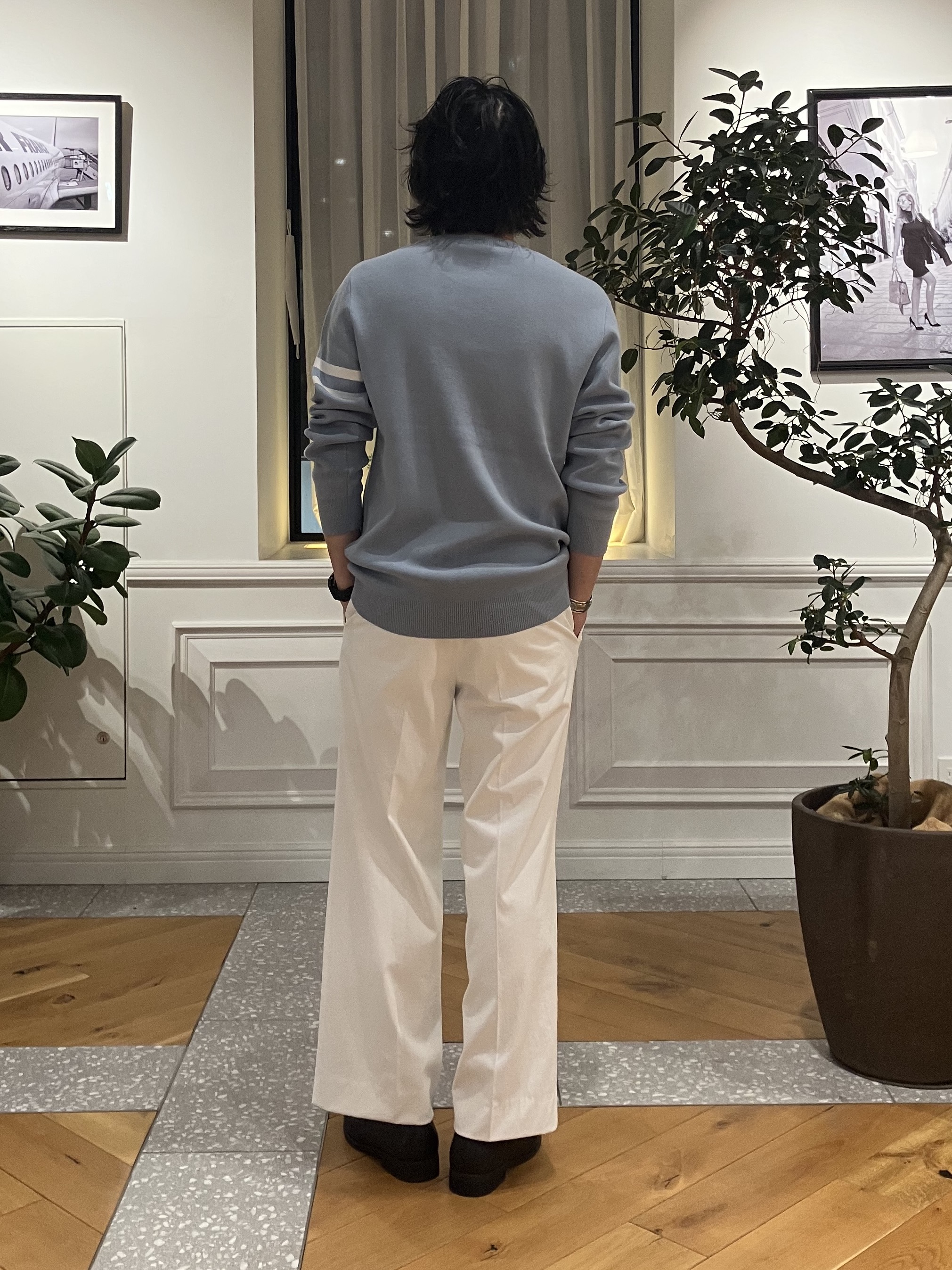 junyaさんの「DRESSTERIOR｜【ウォッシャブル】コットンスムース アームラインクルーネック」を使ったコーディネート