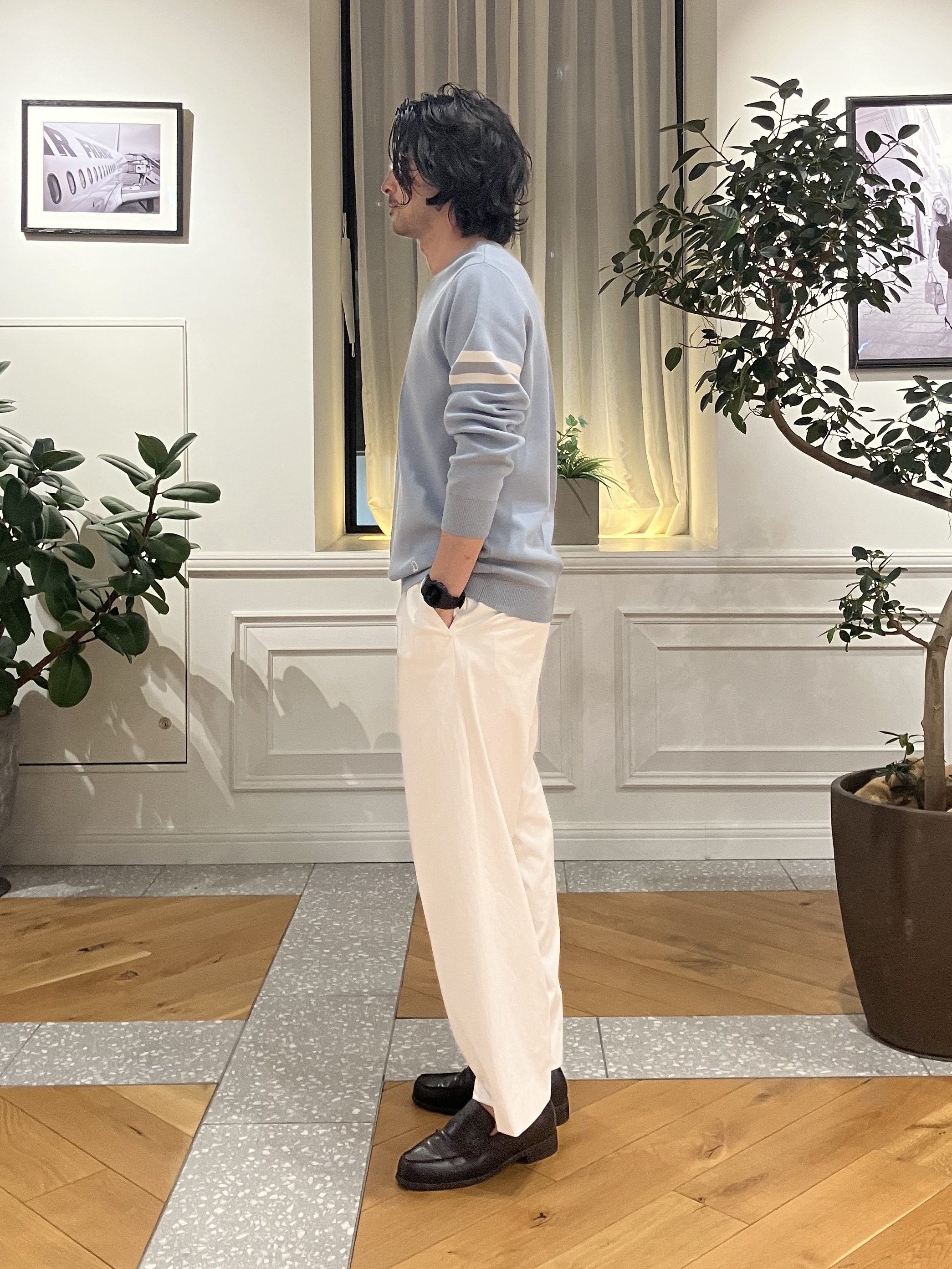 junyaさんの「DRESSTERIOR｜【ウォッシャブル】コットンスムース アームラインクルーネック」を使ったコーディネート