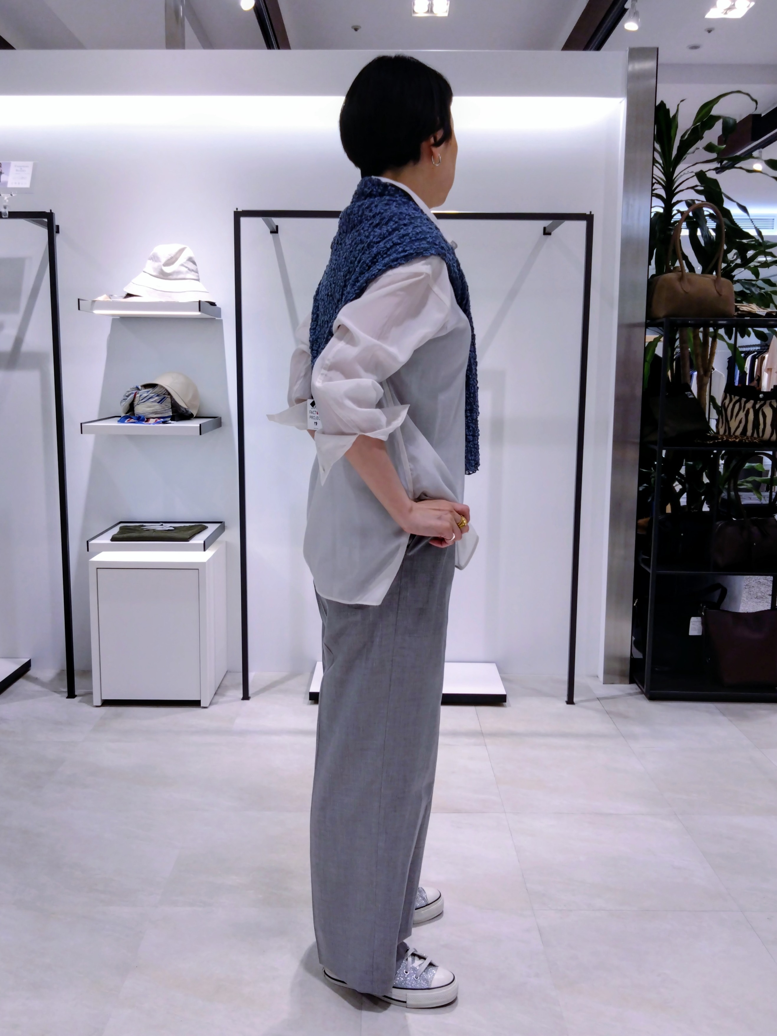 まちこさんの「UNTITLED｜レースプルオーバー」を使ったコーディネート