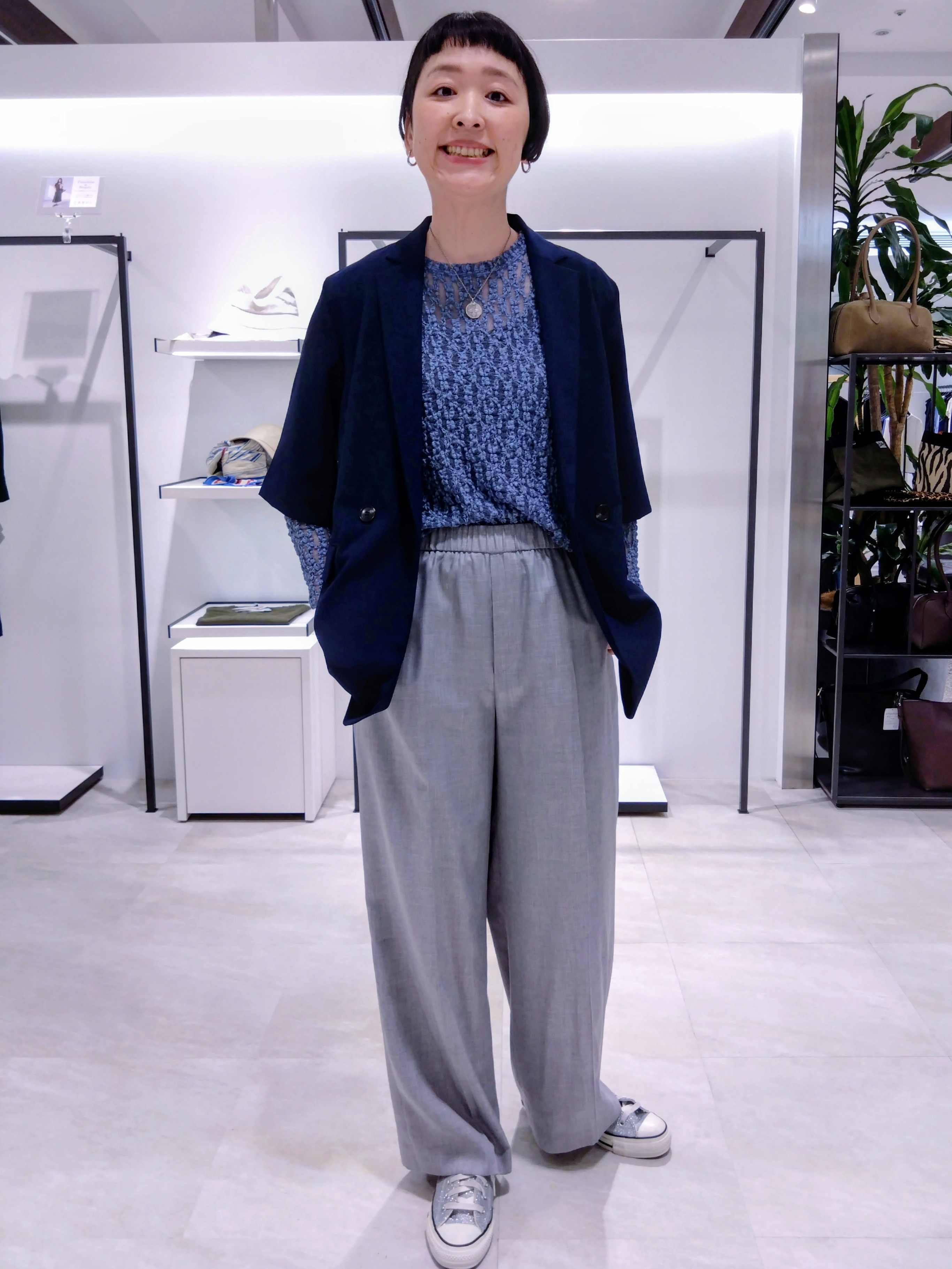 まちこさんの「UNTITLED｜レースプルオーバー」を使ったコーディネート