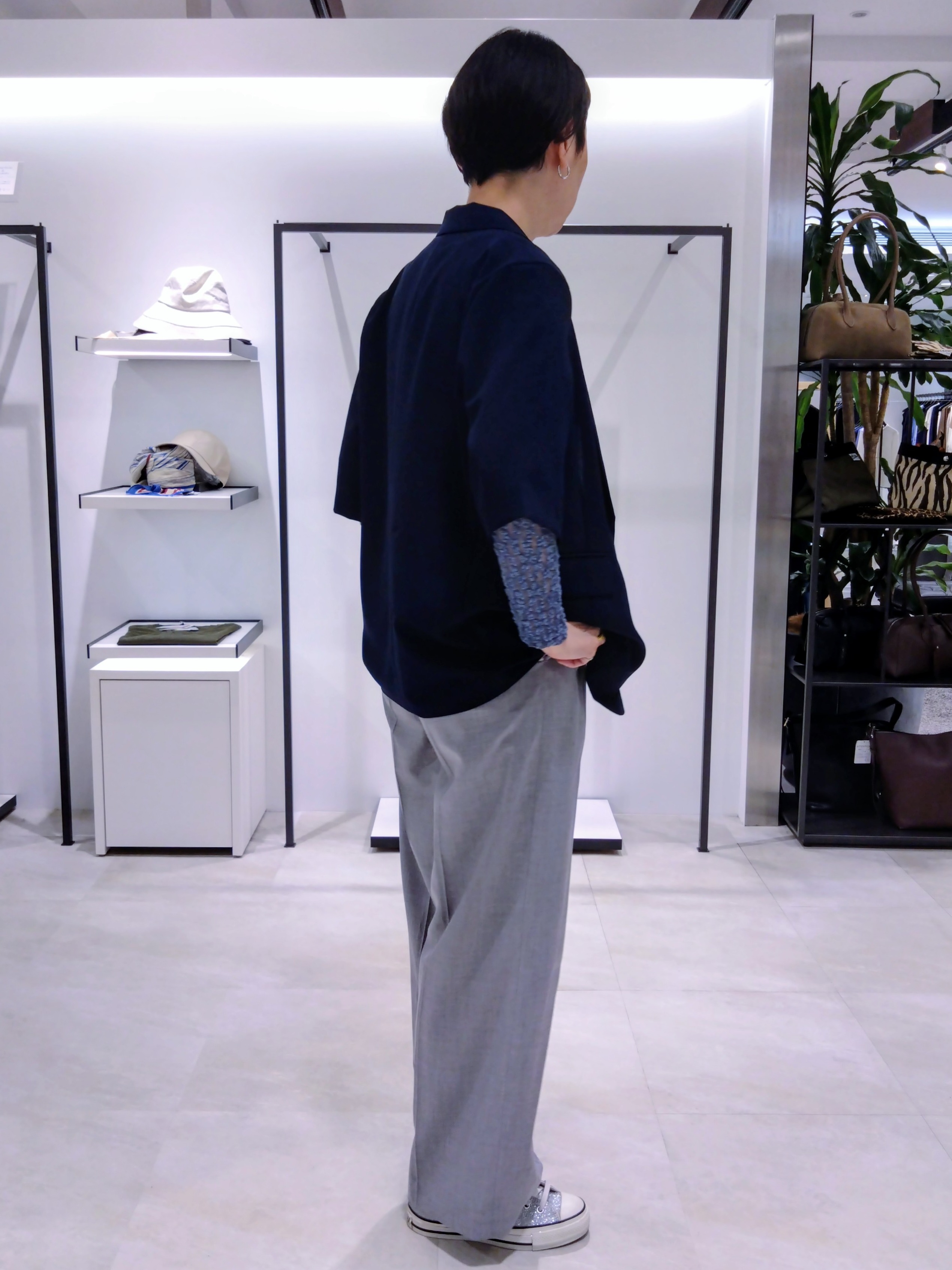 まちこさんの「UNTITLED｜レースプルオーバー」を使ったコーディネート