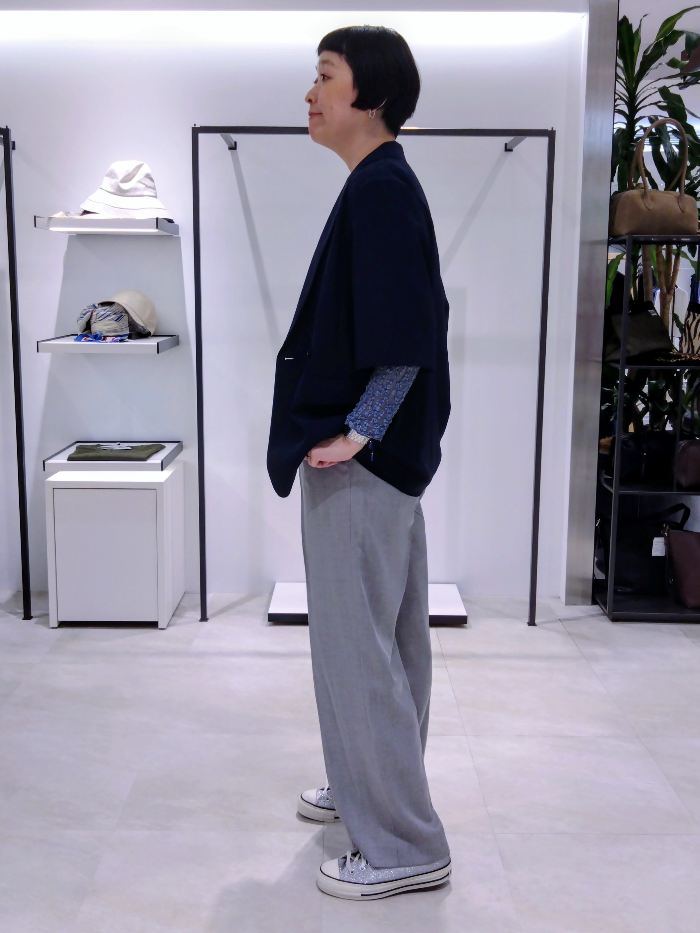 まちこさんの「UNTITLED｜レースプルオーバー」を使ったコーディネート