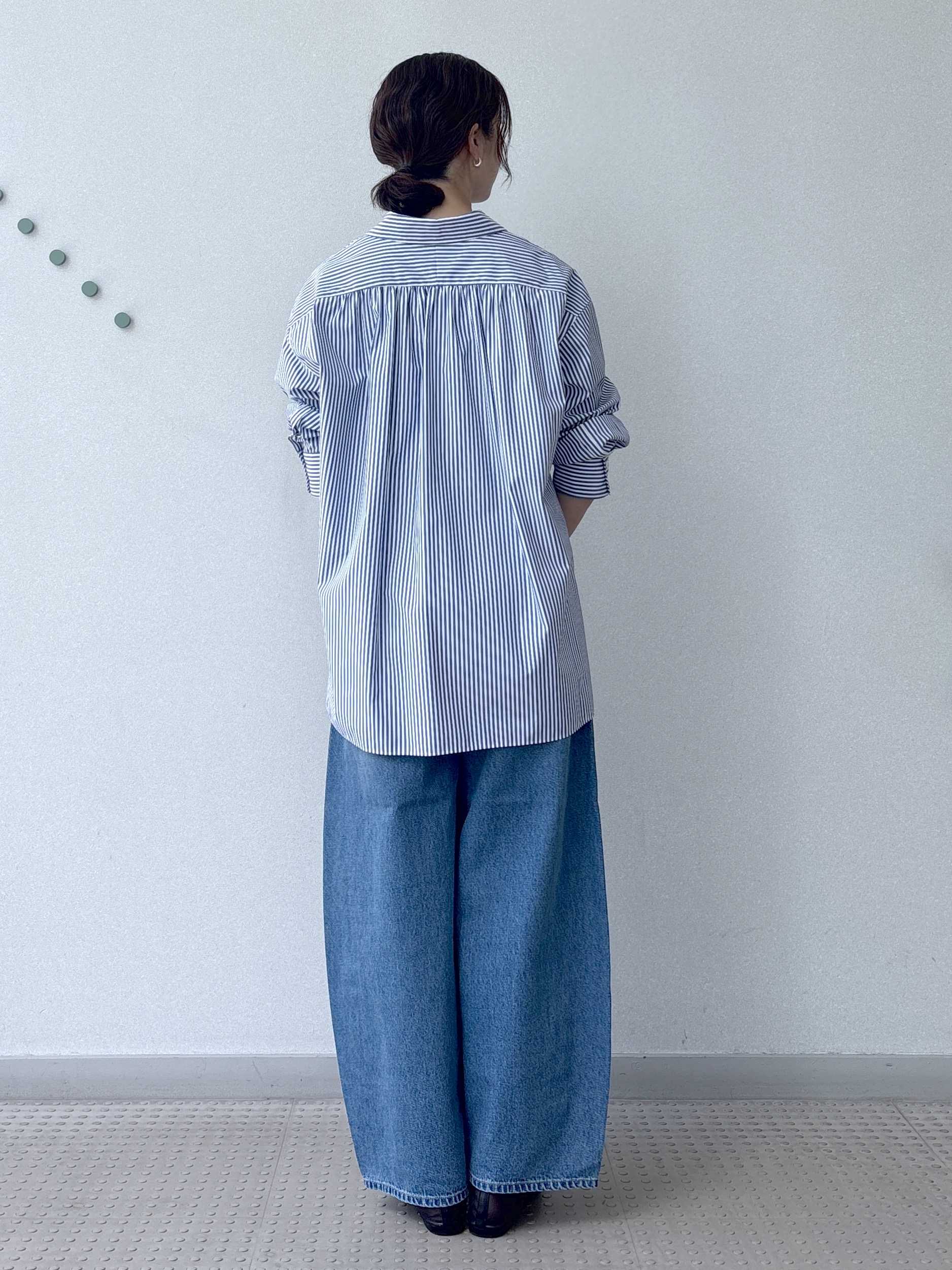 saitoさんの「DRESSTERIOR｜【接触冷感/UVカット/着回し】スキッパーブラウス」を使ったコーディネート
