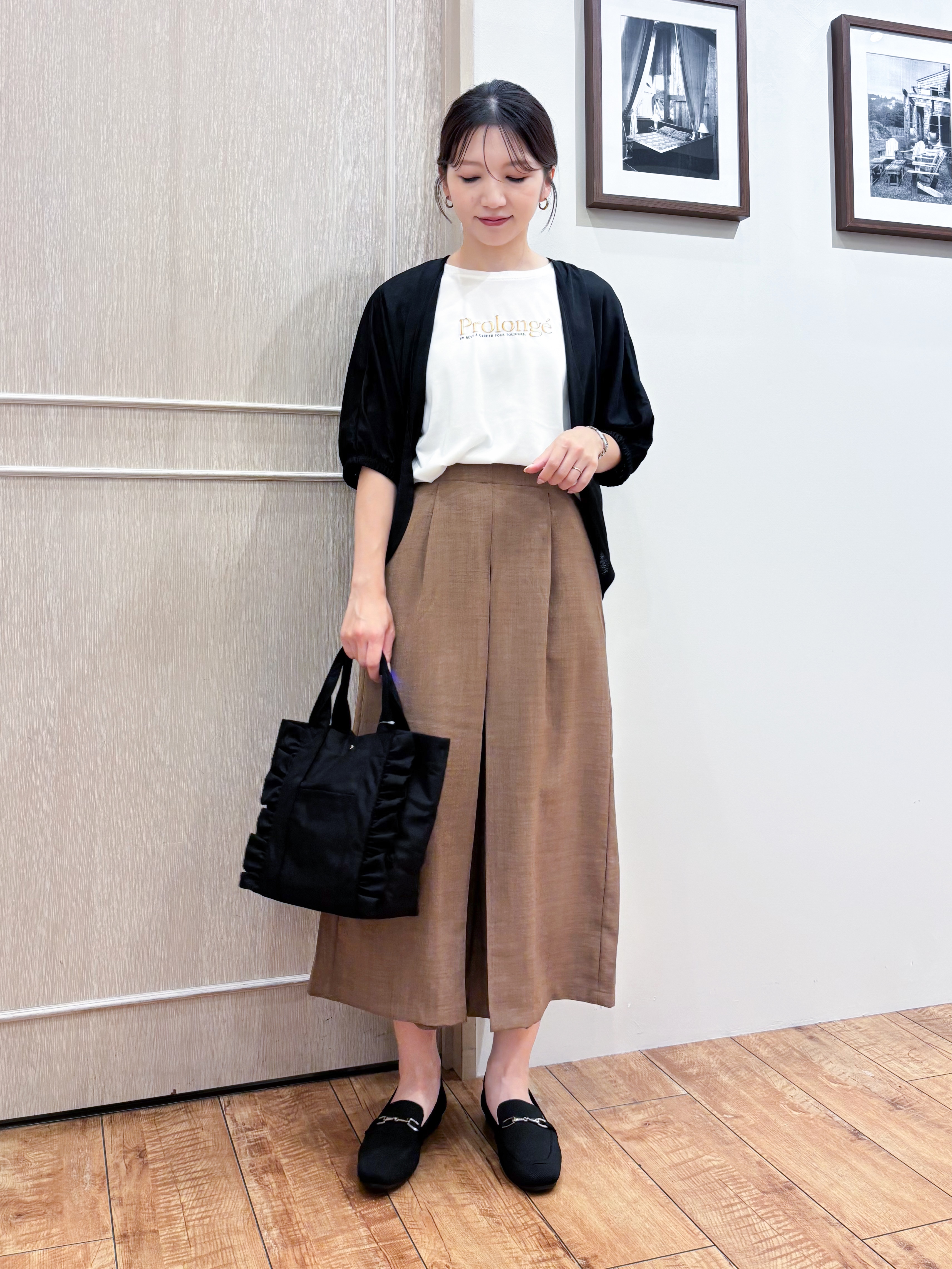 なみさんの「SHOO･LA･RUE｜【ひんやり/UV/体型カバー】冷房や朝晩の冷え込み対策にも さらとろ 5分袖ドルマンカーディガン」を使ったコーディネート