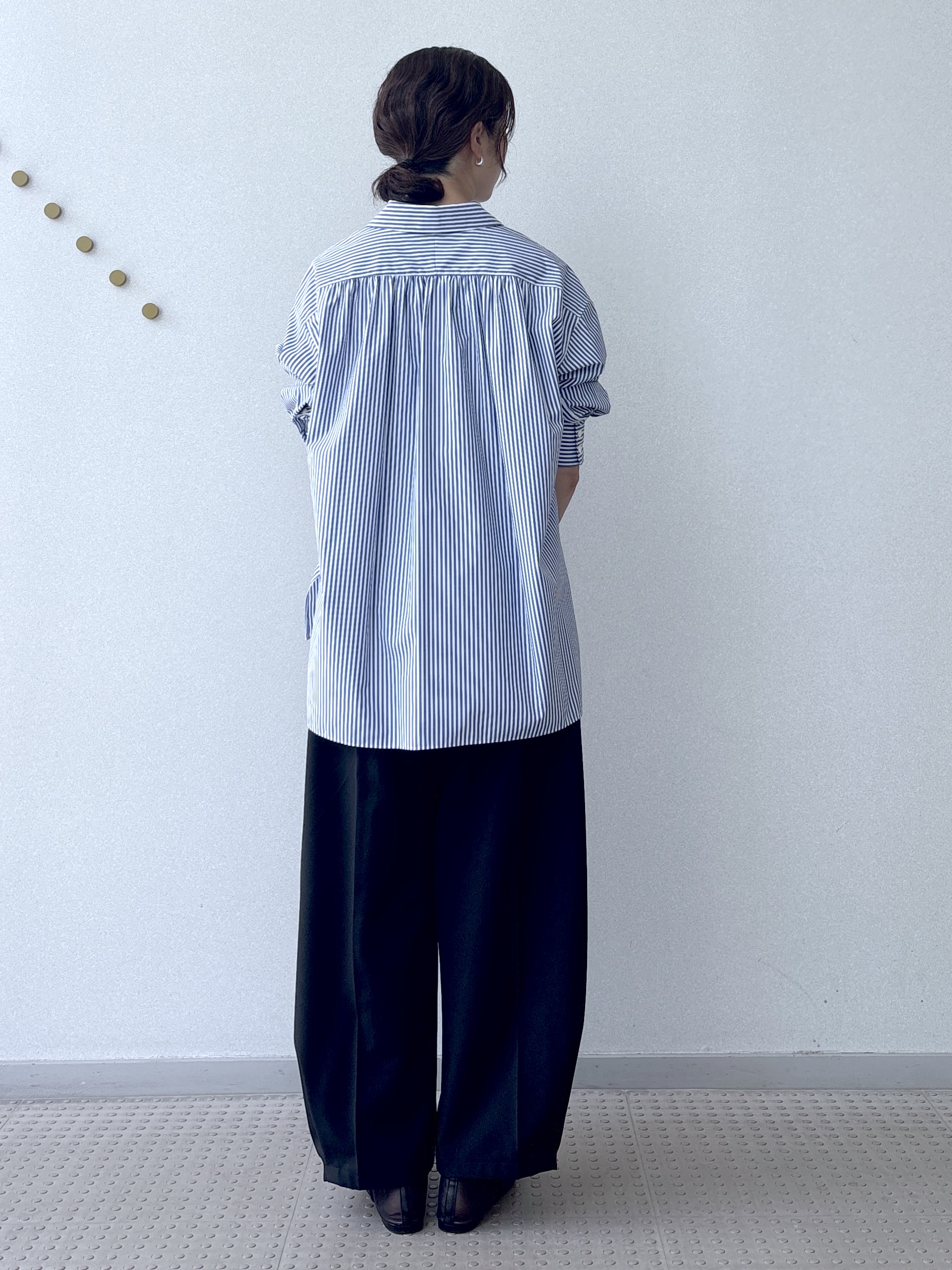 saitoさんの「DRESSTERIOR｜【接触冷感/UVカット/着回し】スキッパーブラウス」を使ったコーディネート