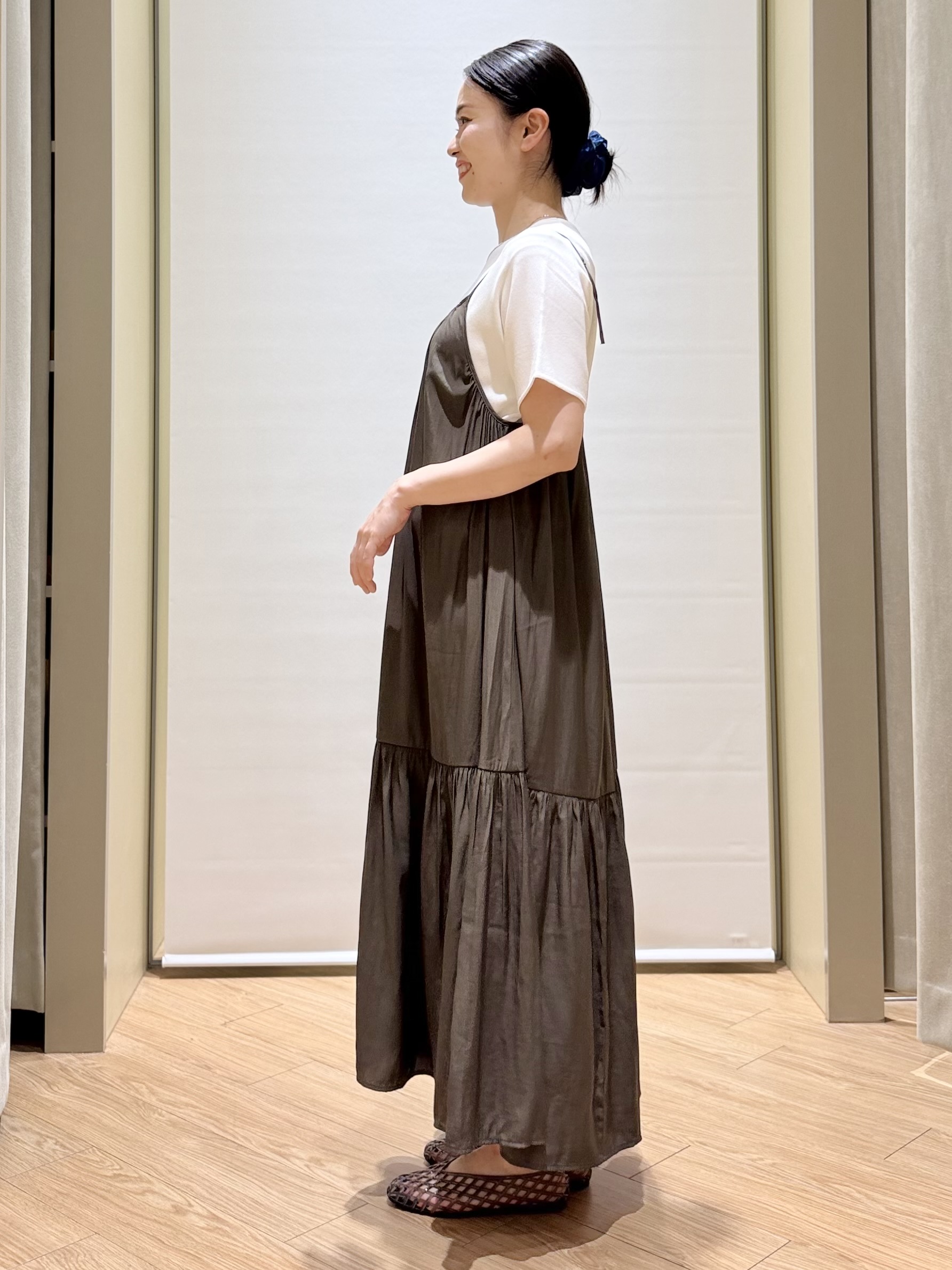 あんりさんの「grove｜【シリーズ累計36万枚！名品ニット】やわらかドライタッチ ドルマンニット」を使ったコーディネート