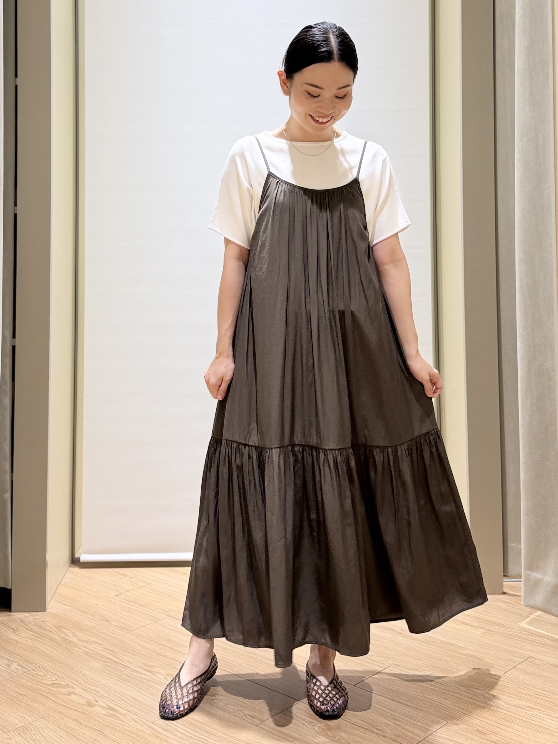 あんりさんの「grove｜【シリーズ累計36万枚！名品ニット】やわらかドライタッチ ドルマンニット」を使ったコーディネート