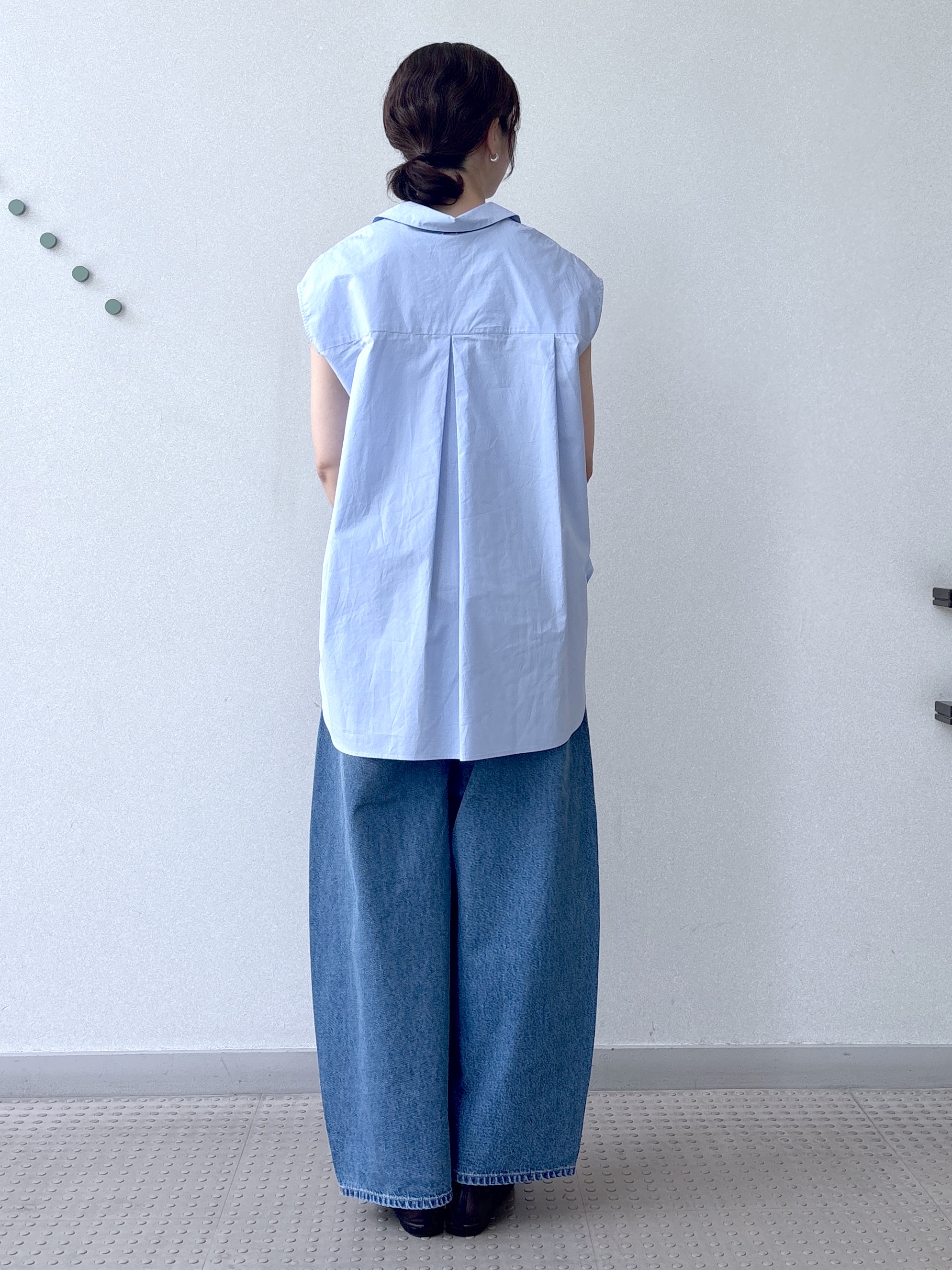 saitoさんの「DRESSTERIOR｜フレンチスリーブ スキッパーブラウス」を使ったコーディネート