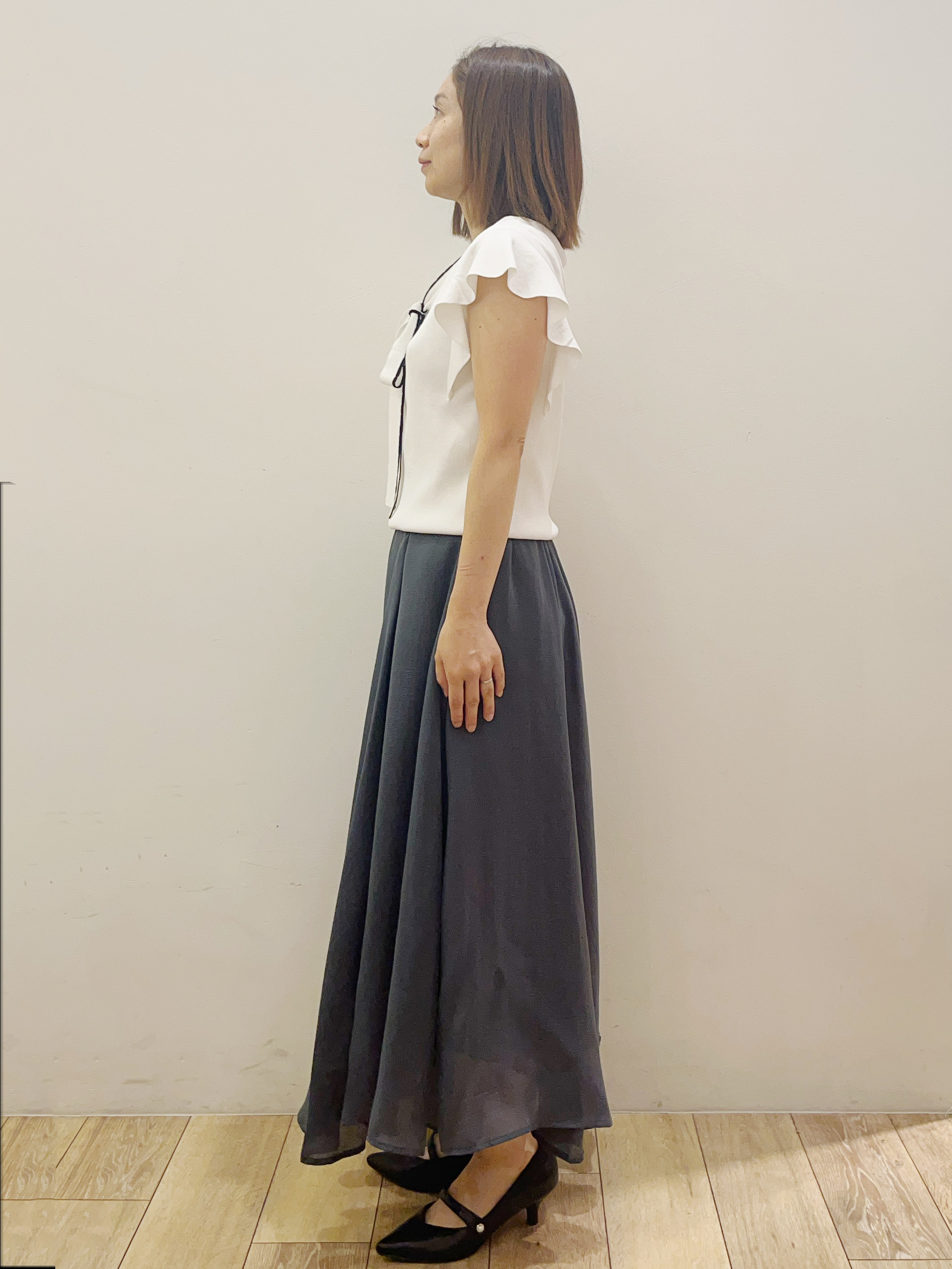 kcさんの「OPAQUE.CLIP｜【UVケア／接触冷感】バイカラーボウタイフリルトップス《洗濯機OK》」を使ったコーディネート