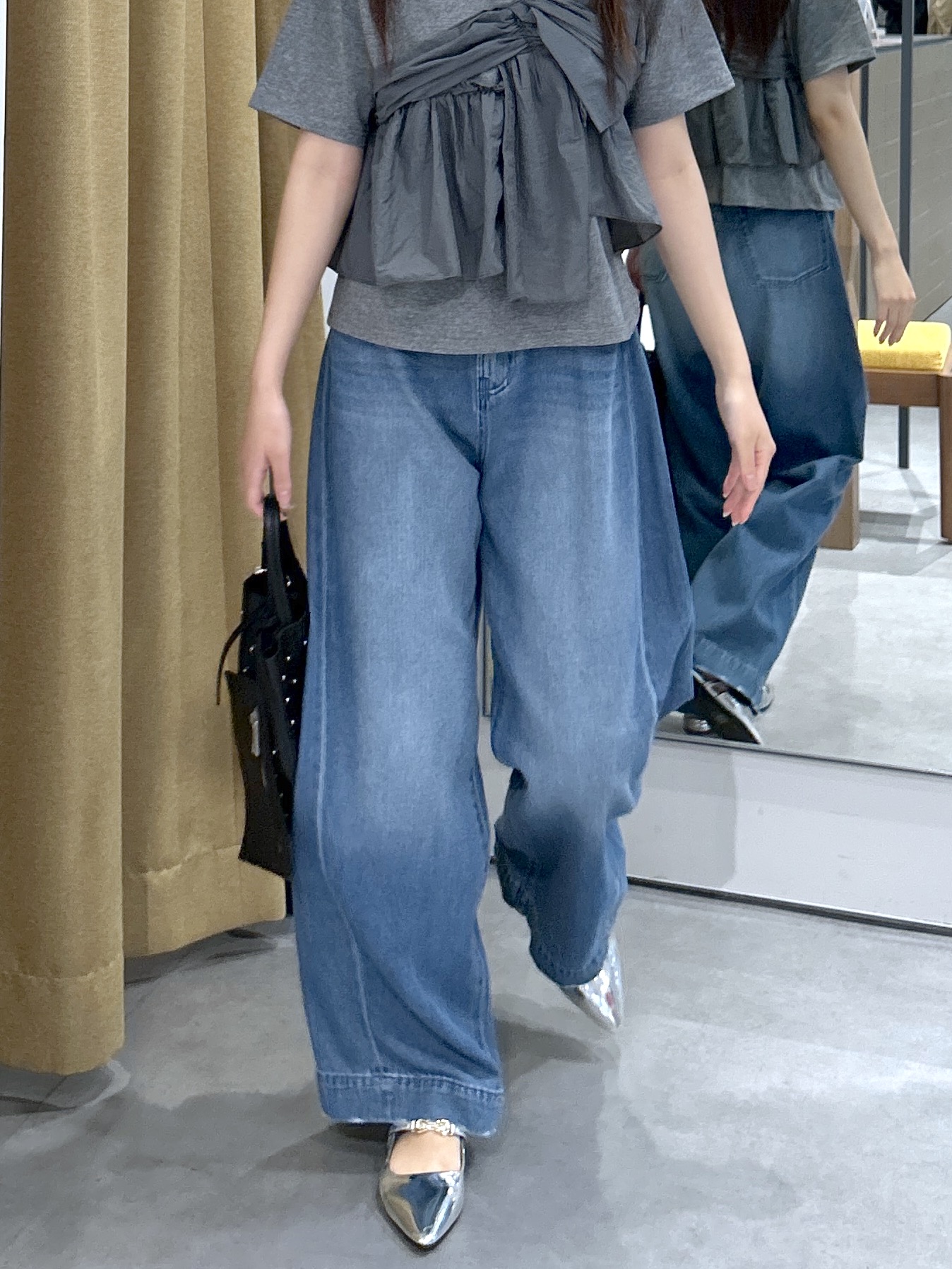 Renoさんの「INDIVI｜ツイストドッキングTシャツ」を使ったコーディネート