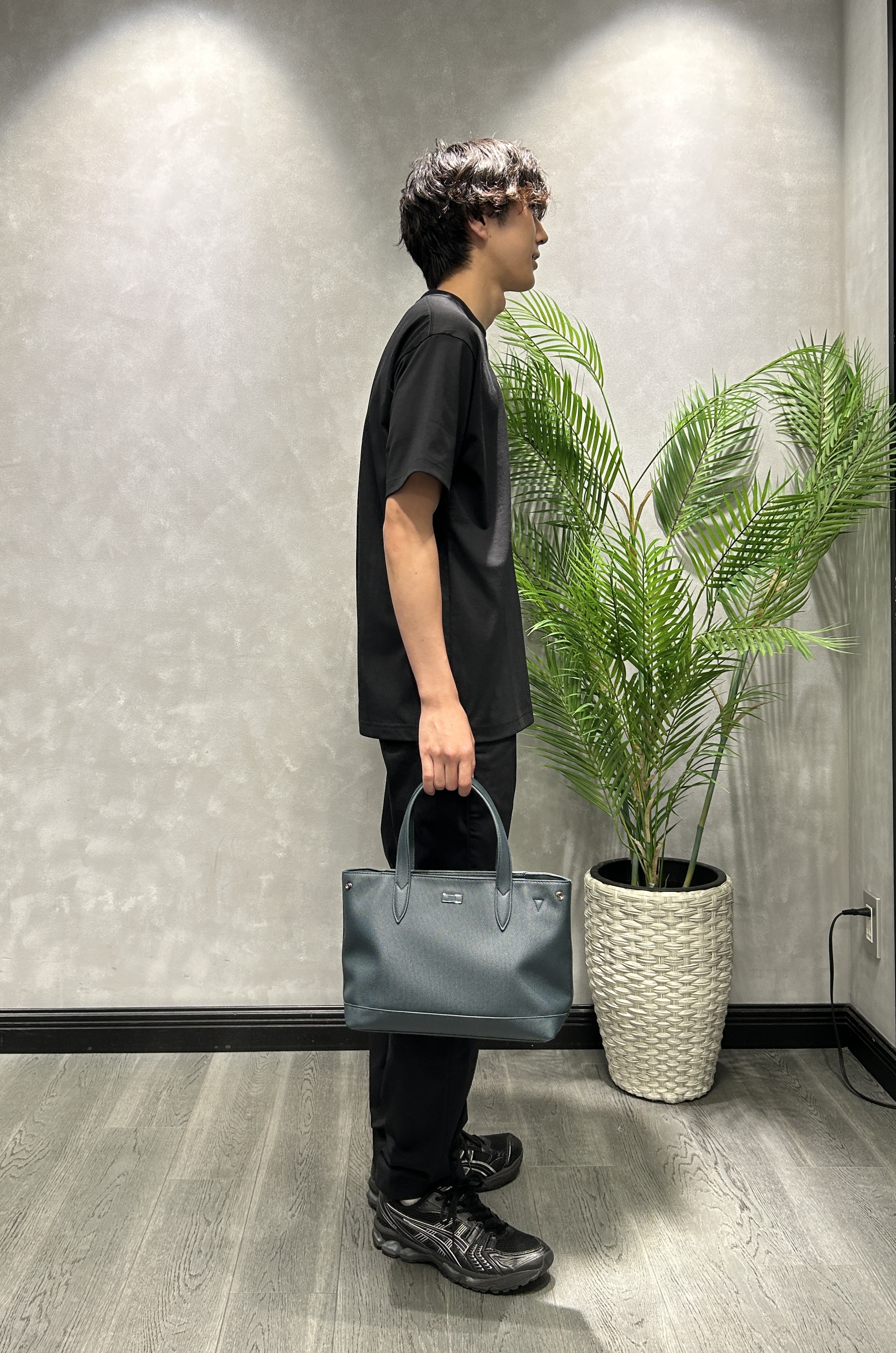 ruiさんの「TAKEO KIKUCHI｜【360&deg;ストレッチ／軽量】None Of Stress ライト ジャケット（セットアップ対応）」を使ったコーディネート