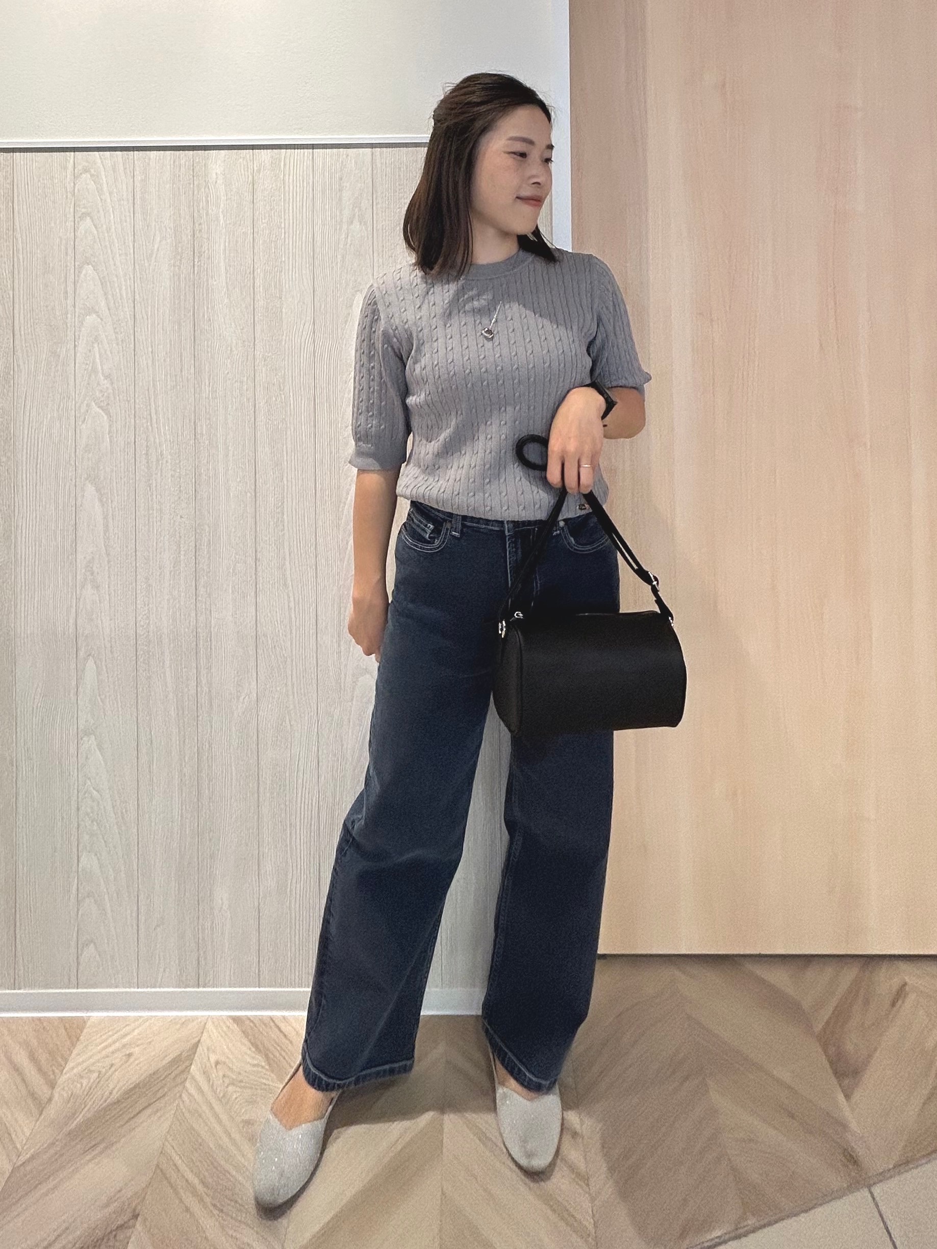 tomoさんの「SHOO･LA･RUE｜【洗濯機可/S-LL】上品見え ミニケーブルニット」を使ったコーディネート