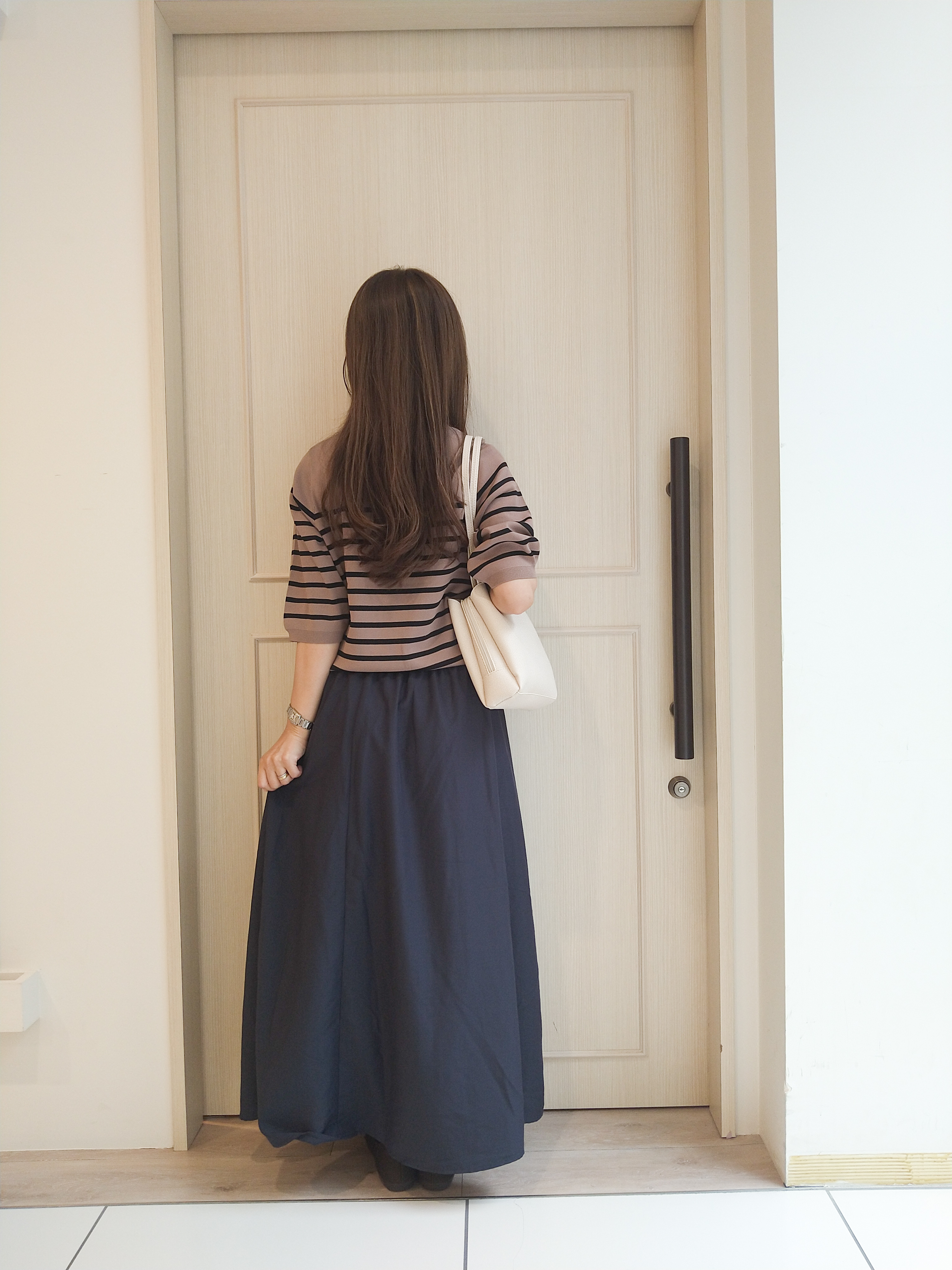mi-saさんの「SHOO･LA･RUE｜【ガンガン洗える/ひんやり/UV/毛玉になりにくい】上半身すっきり 二の腕見せない5分袖ニット」を使ったコーディネート