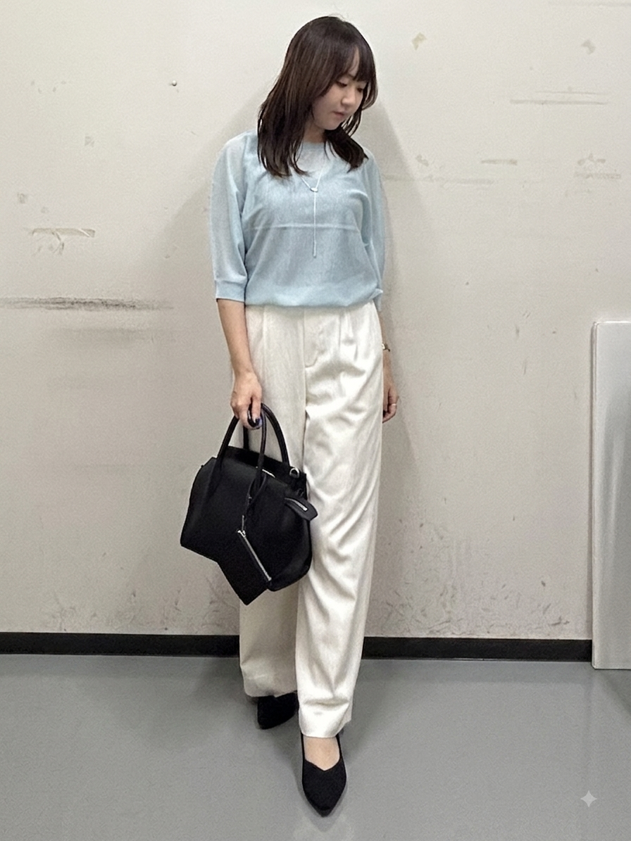 noeさんの「INDIVI｜【体型カバー／洗える】シアードルマンニット」を使ったコーディネート