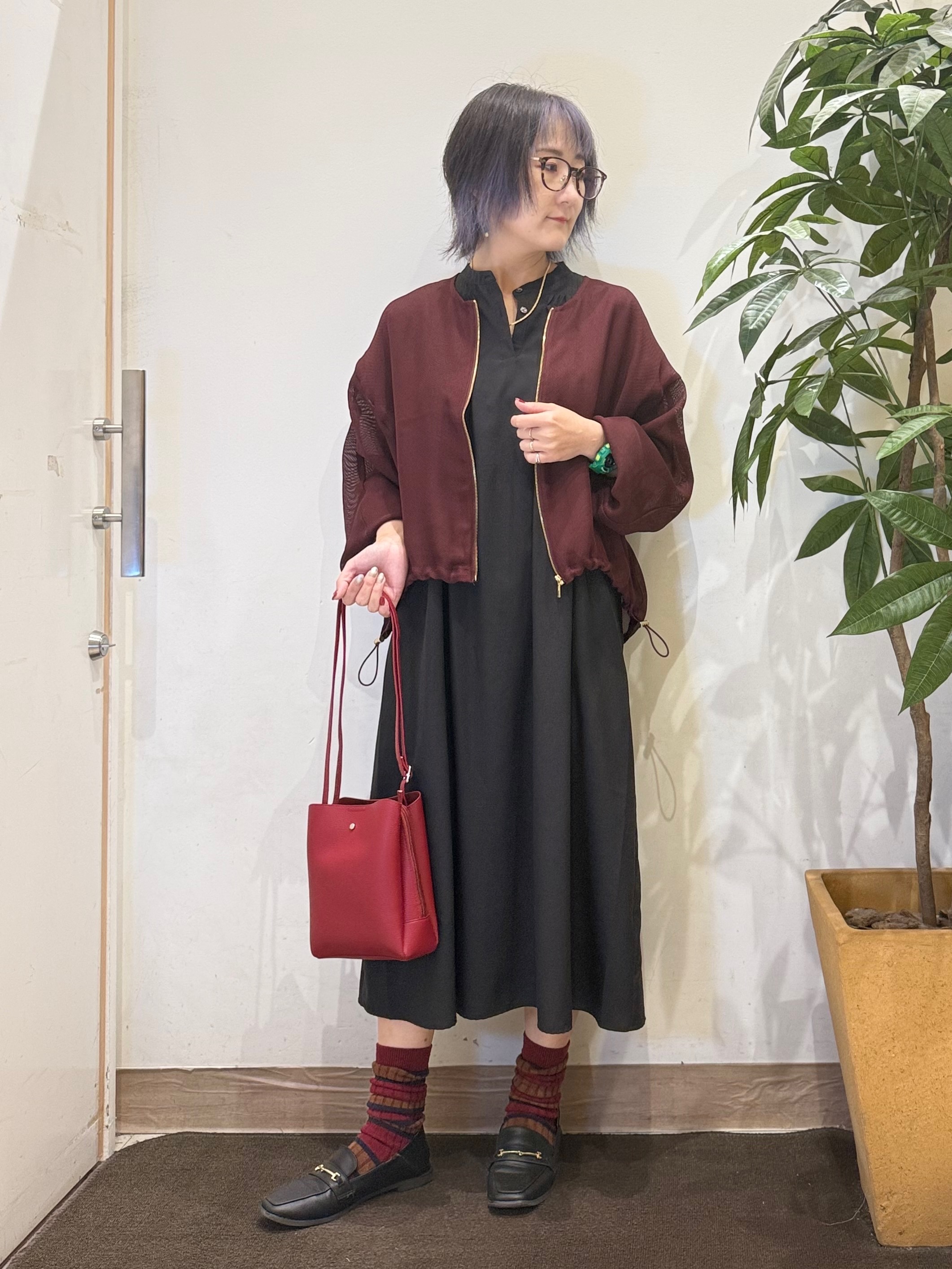 misakiさんの「SHOO･LA･RUE｜【通気性〇/セットアップ可/洗濯機可】メッシュドルマン ジップブルゾン」を使ったコーディネート