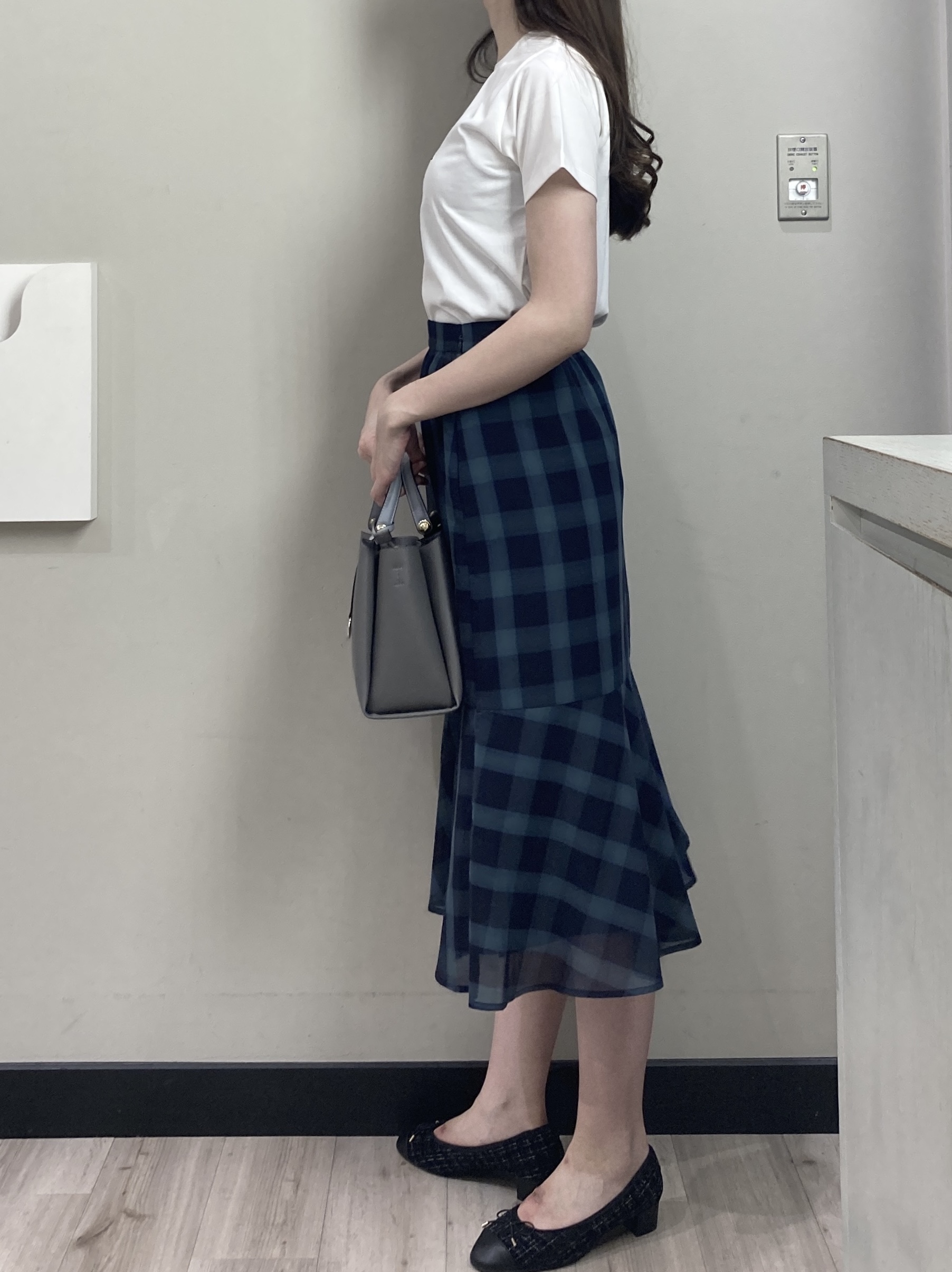 わかさんの「index｜【接触冷感／UVケア】裾レースロゴTシャツ《洗濯機OK／S-3L》」を使ったコーディネート