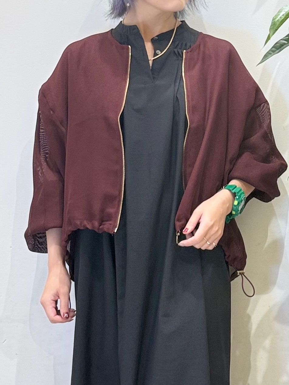 misakiさんの「SHOO･LA･RUE｜【通気性〇/セットアップ可/洗濯機可】メッシュドルマン ジップブルゾン」を使ったコーディネート